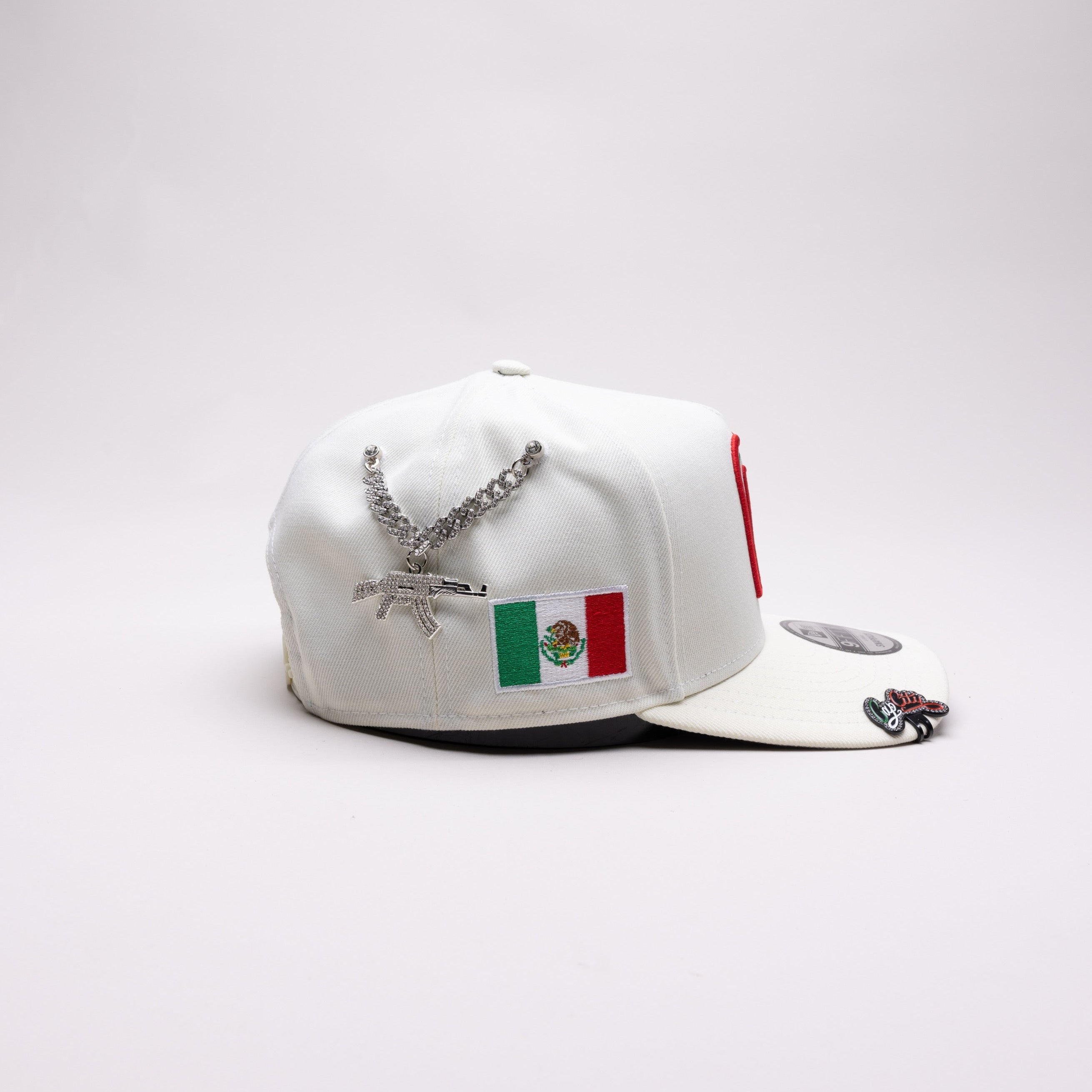 NEW ERA EXCLUSIVE 9FIFTY A-FRAME WHITE MEXICO W/ MEXICO FLAG SIDE PATCH
