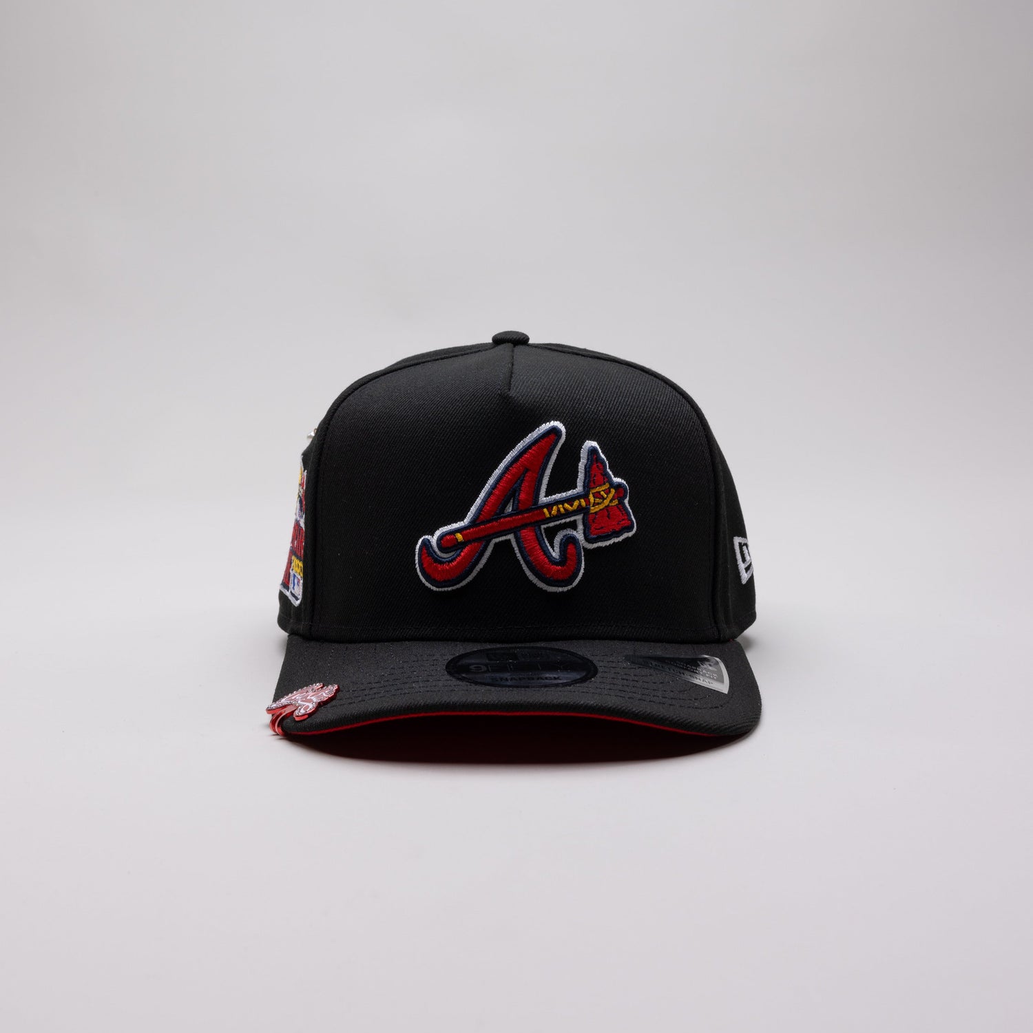 NEW ERA EXCLUSIVE 9FIFTY A-FRAME BLACK ATLANTA BRAVES SNAPBACK W/ 2000 ALL STAR GAME SIDE PATCH