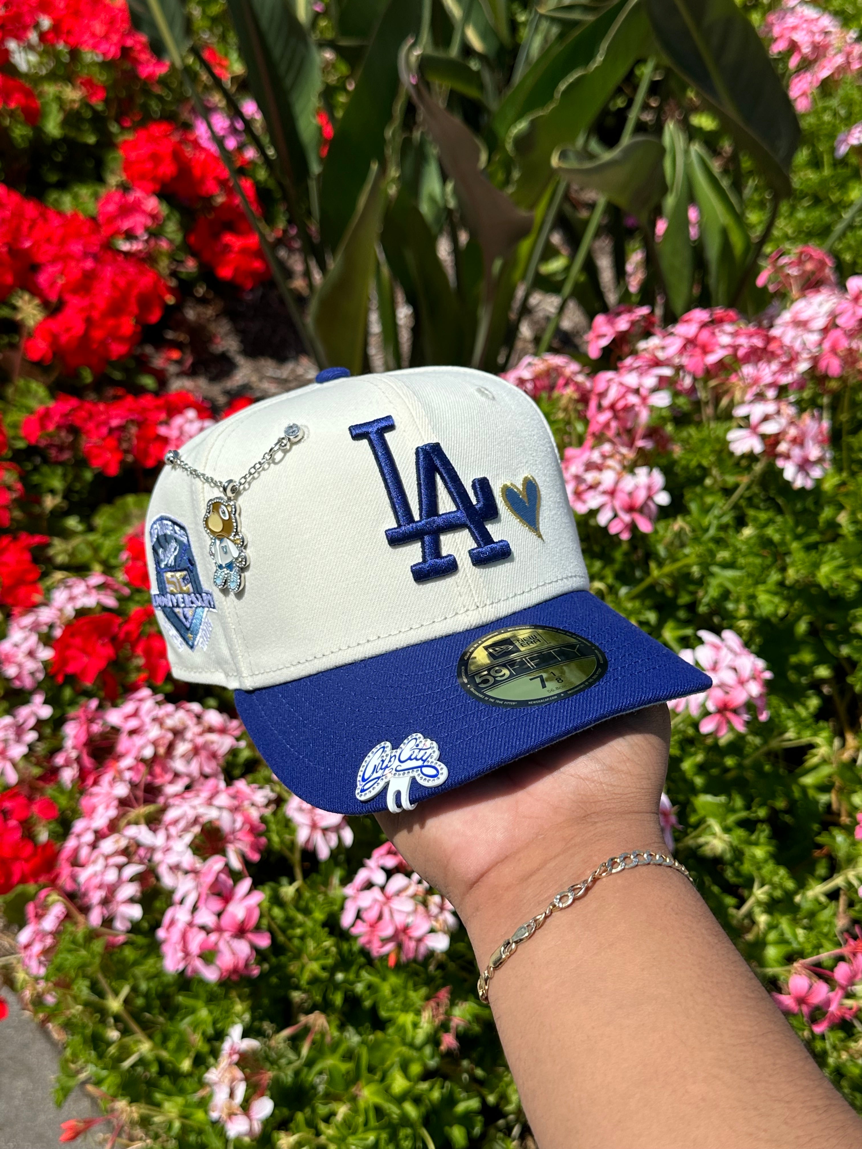 NEW ERA EXCLUSIVE 59FIFTY CHROME WHITE/BLUE LOS ANGELES DODGERS W/ HEART + 50TH ANNIVERSARY SIDE PATCH