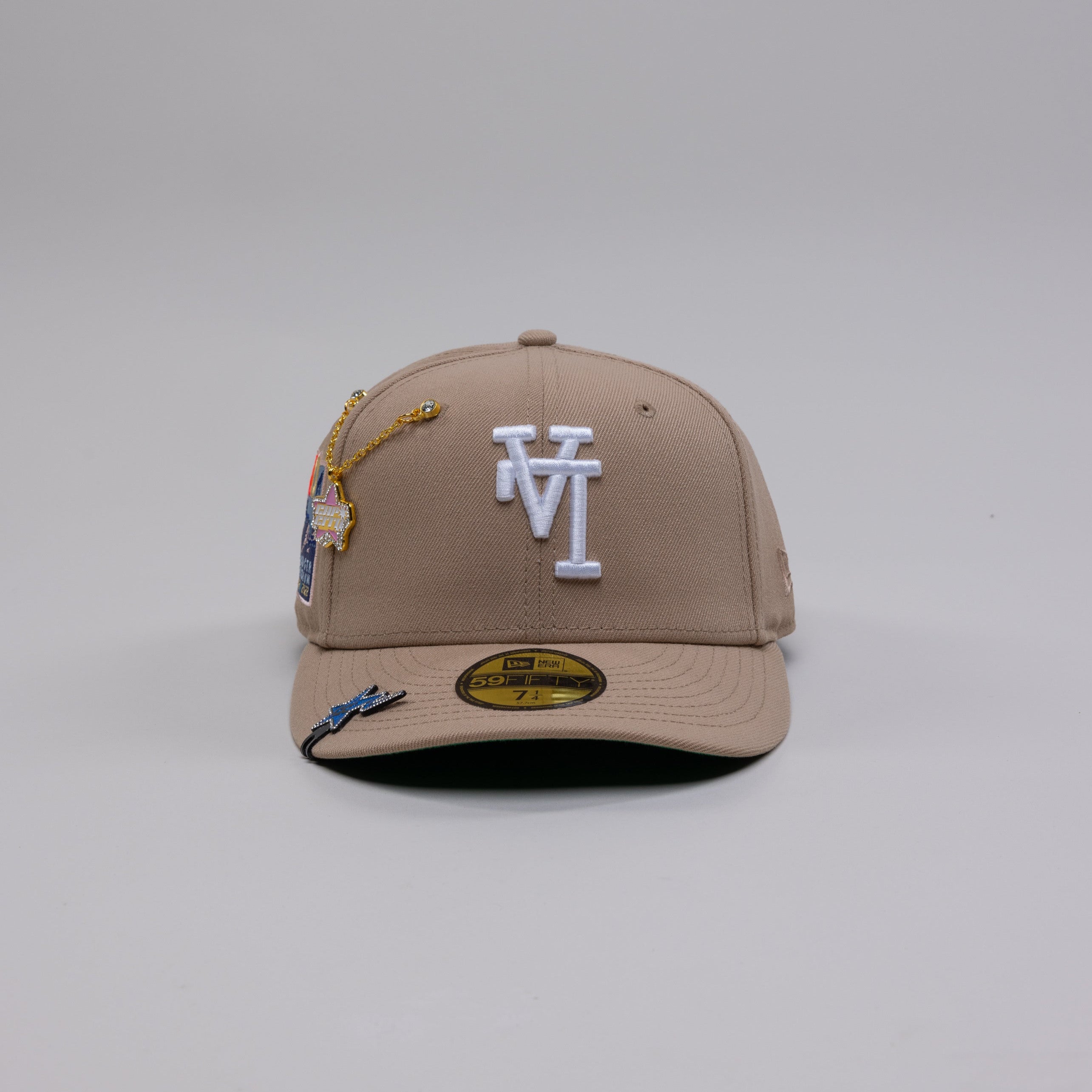 EXCLUSIVO DE NEW ERA 59FIFTY NEGRO SATINADO/BURDEOS AL REVÉS LOS DODGERS DE LOS ÁNGELES CON PARCHE DEL 40 ANIVERSARIO 