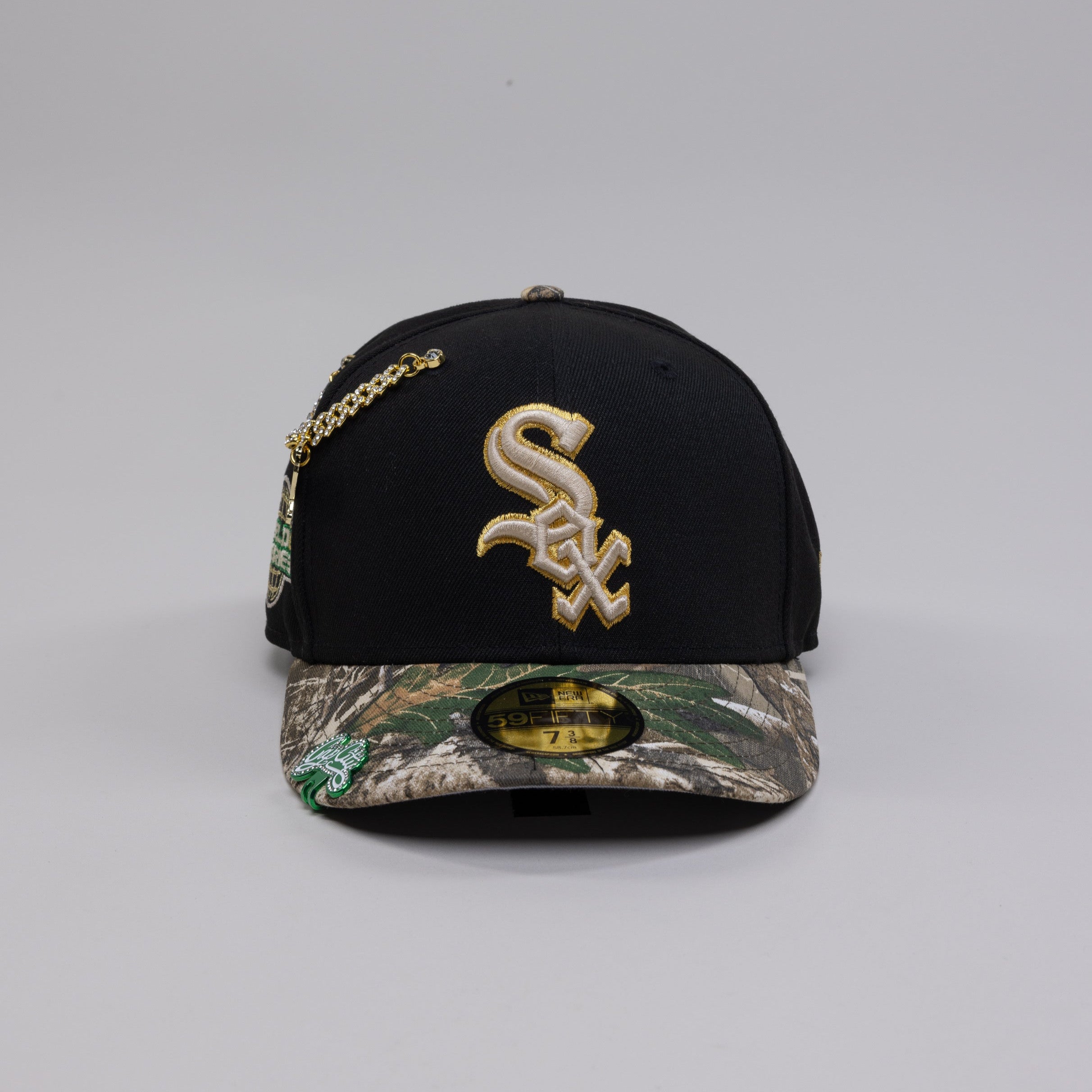 NEW ERA EXCLUSIVE 59FIFTY BLACK/ REALTREE CHICAGO WHITE SOX W/ 2005 WORLD SERIES SIDE PATCH