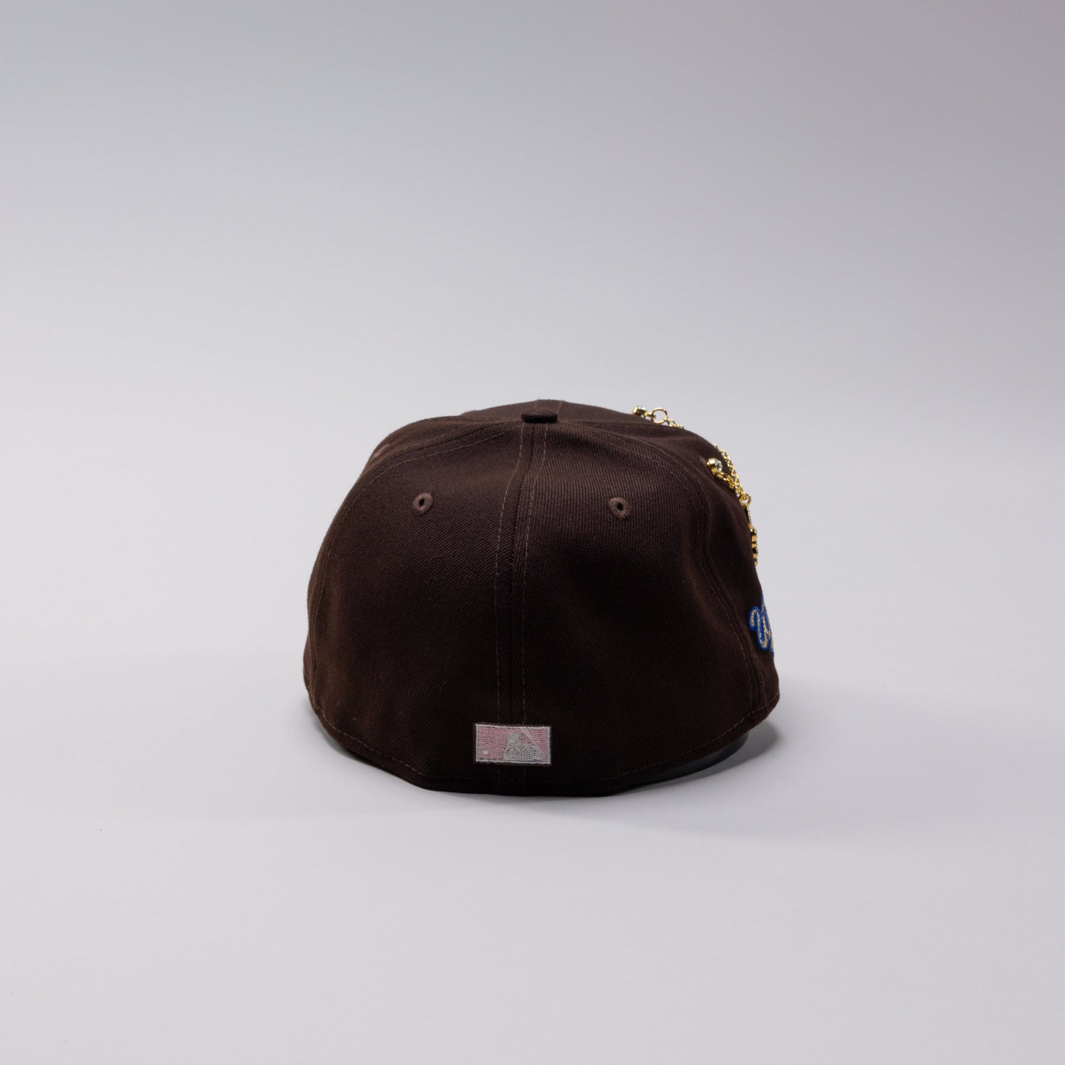 NEW ERA 59FIFTY DARK BROWN ATLANTA BRAVES W/ 1992 WORLD SERIES SIDE PA