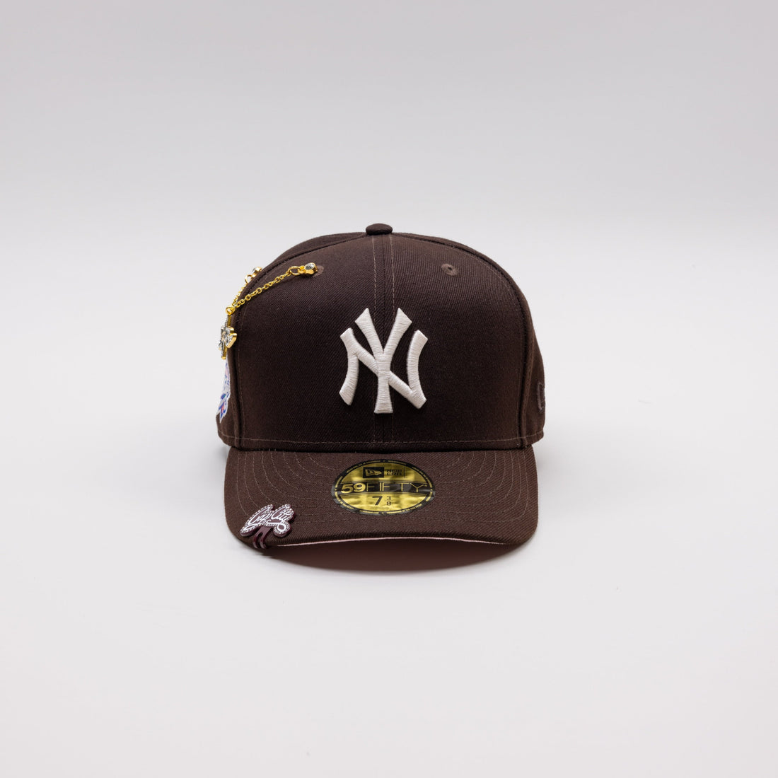 NEW ERA EXCLUSIVE 59FIFTY DARK BROWN NEW YORK YANKEES W/ 1999 WORLD SERIES SIDE PATCH