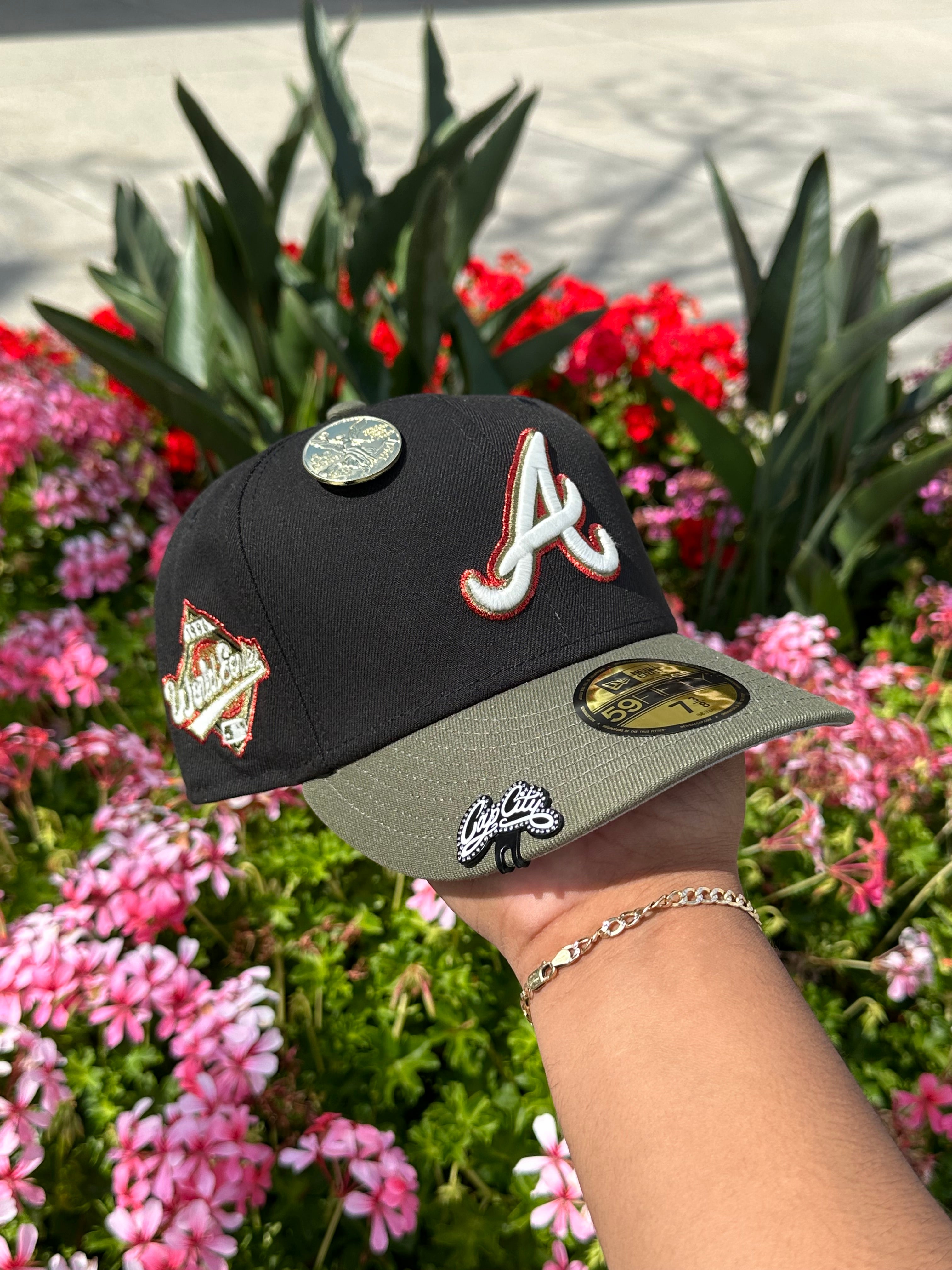 NEW ERA EXCLUSIVE 59FIFTY BLACK/OLIVE ATLANTA BRAVES W/ 1996 WORLD SERIES SIDE PATCH