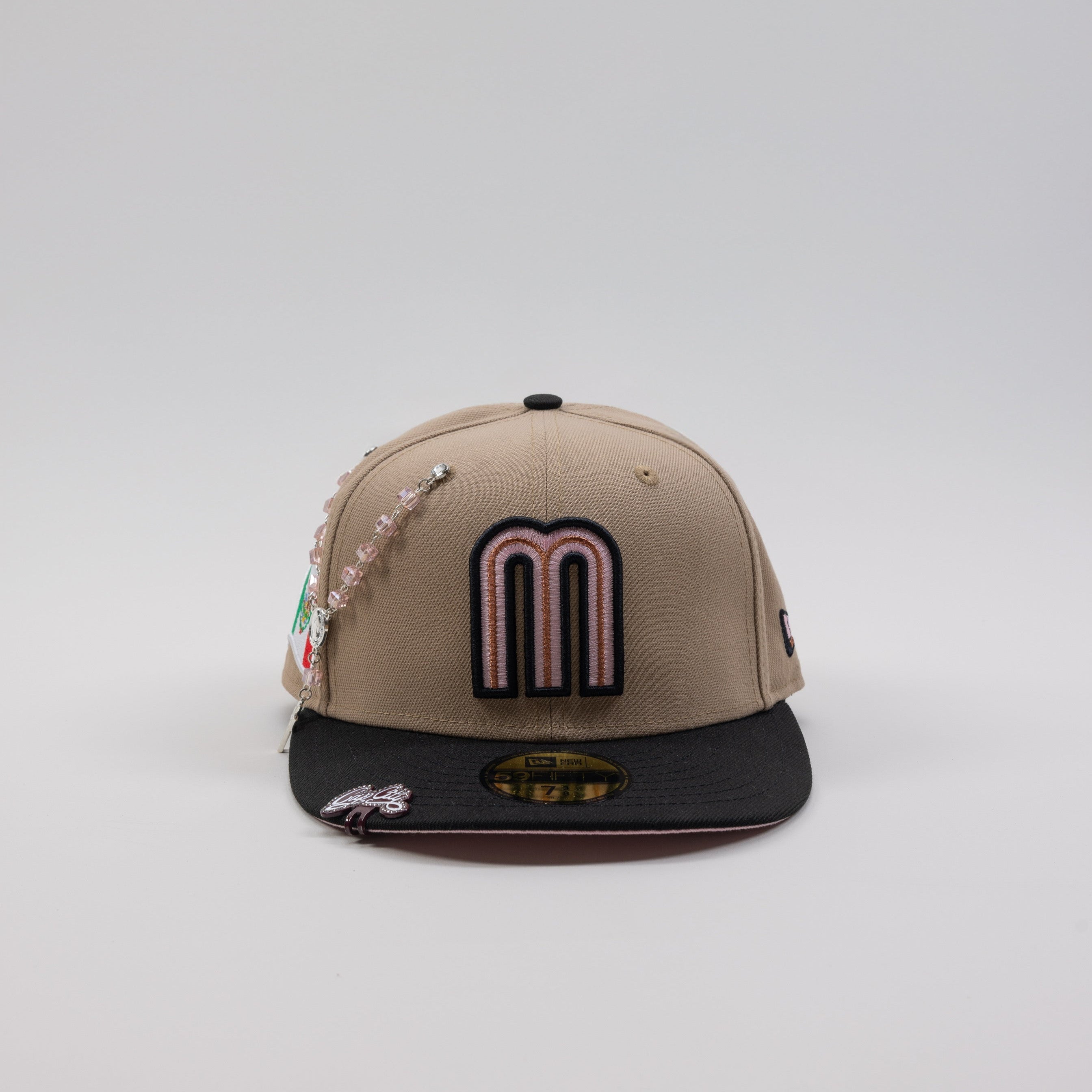 NEW ERA EXCLUSIVE 59FIFTY CAMEL BROWN/ BLACK MEXICO W/ MEXICO FLAG SIDE PATCH