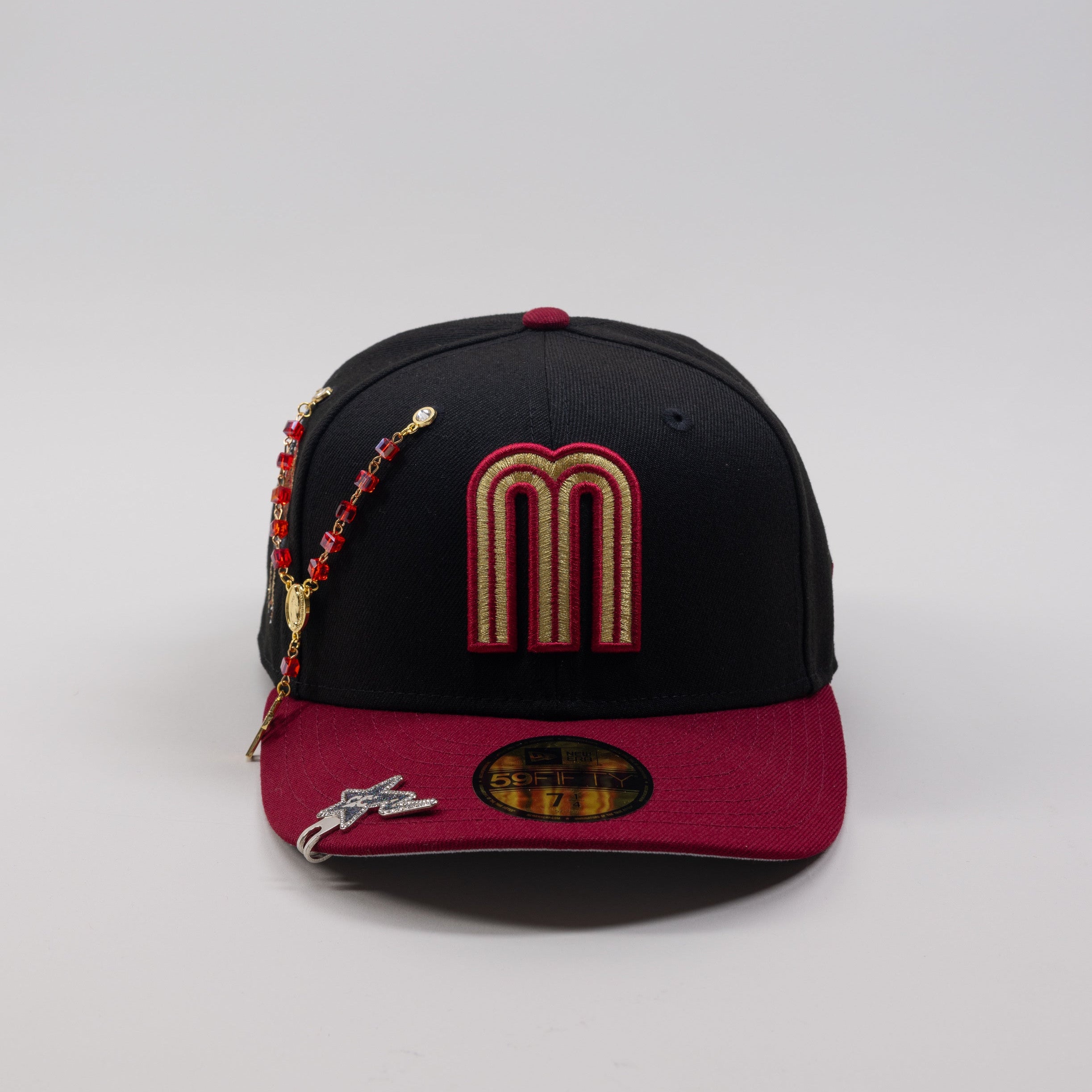 NEW ERA EXCLUSIVE 59FIFTY BLACK /BURGUNDY MEXICO W/ "EL GALLO" SIDE PATCH