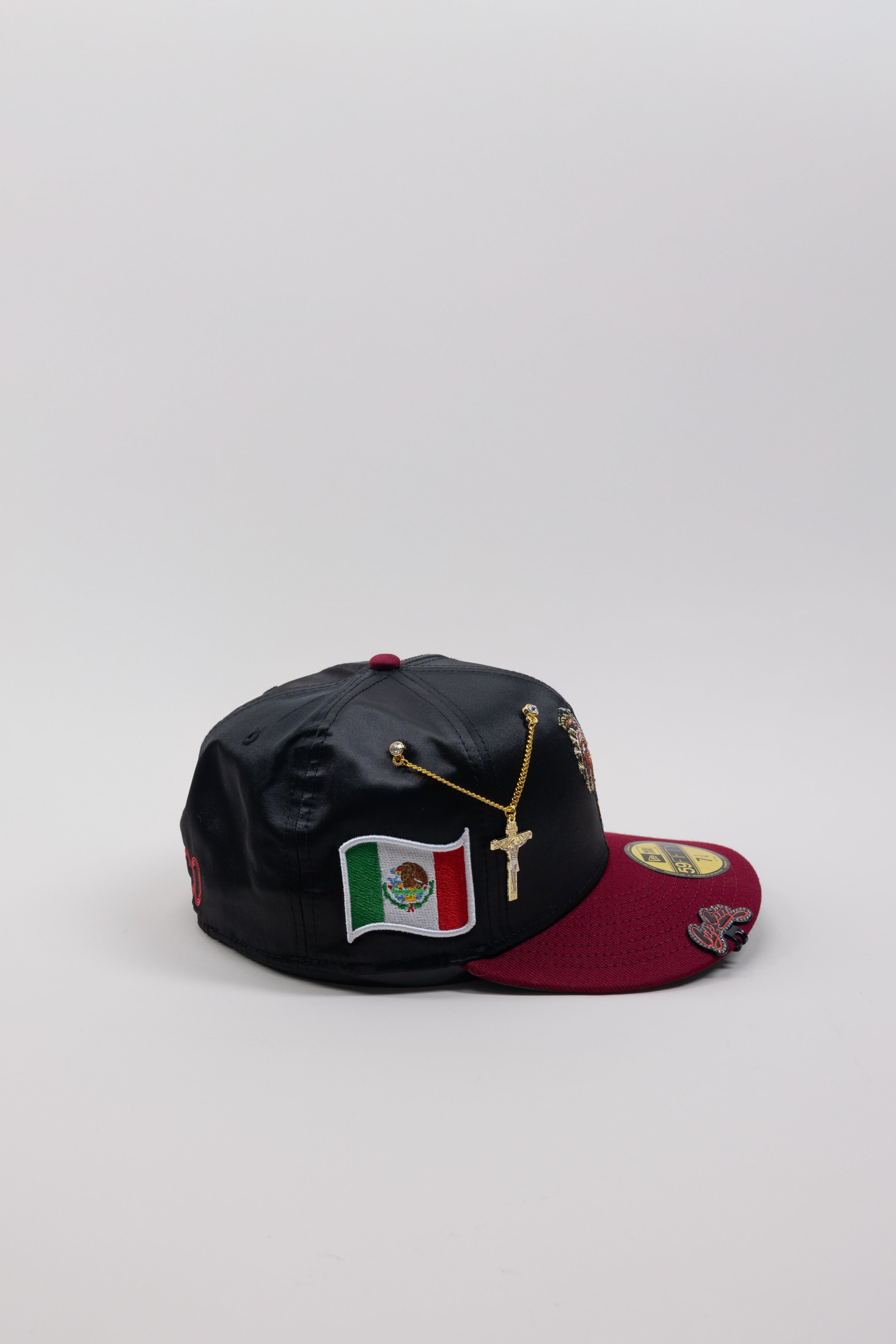 NEW ERA EXCLUSIVE 59FIFTY SATIN/ BURGUNDY MEXICO "EL GALLO" W/ MEXICO FLAG PATCH
