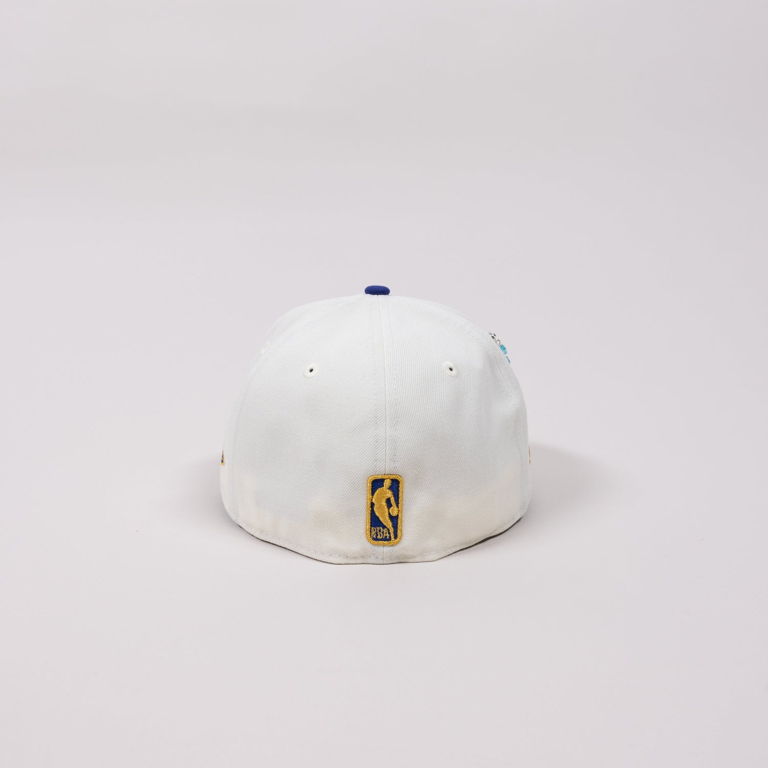 NEW ERA EXCLUSIVE 59FIFTY CHROME/ BLUE LOS ANGELES LAKERS SCRIPT W/ 17X CHAMPIONS SIDE PATCH