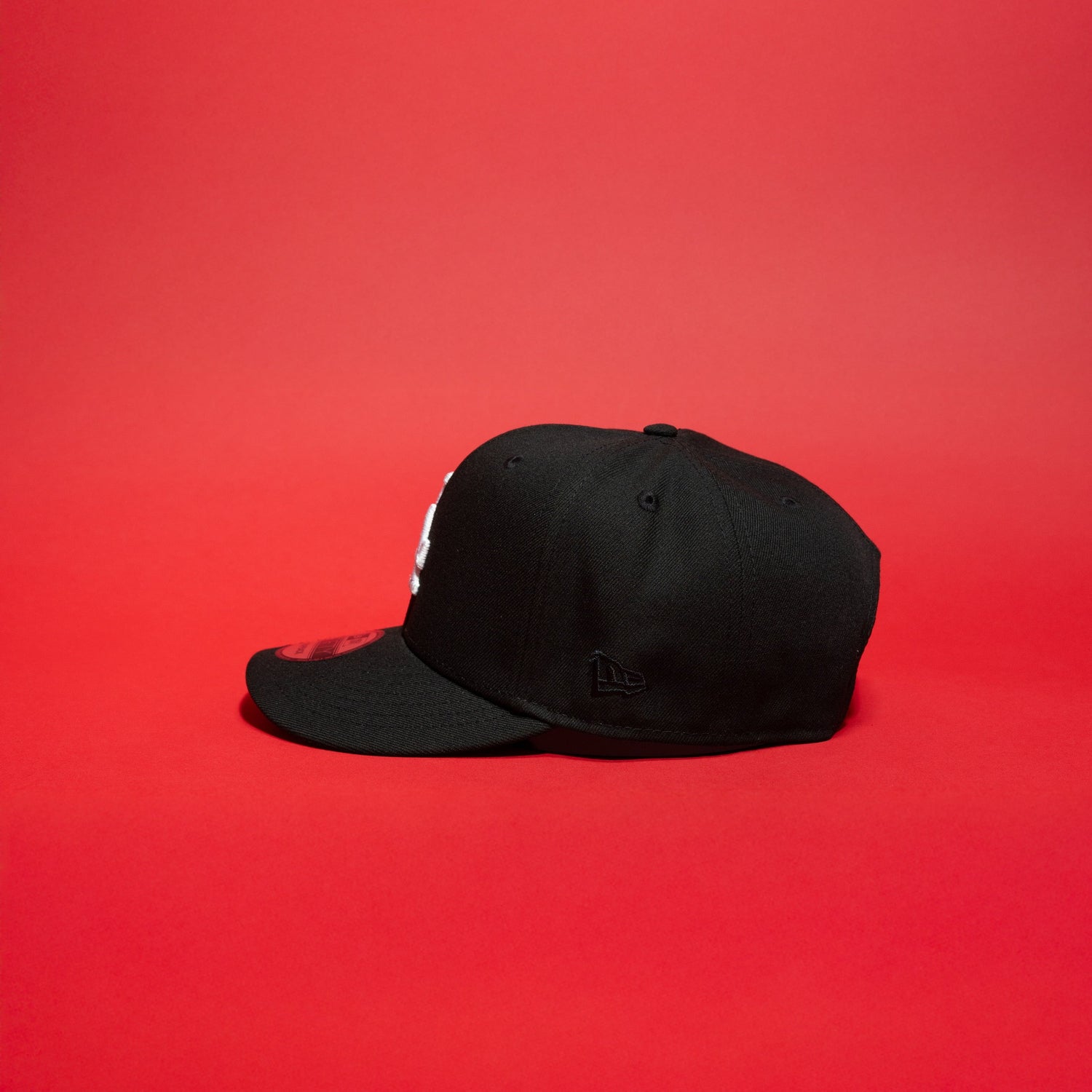 NEW ERA EXCLUSIVE 9FIFTY BLACK LOS ANGELES DODGERS SNAPBACK W/ 60TH ANNIVERSARY SIDE PATCH