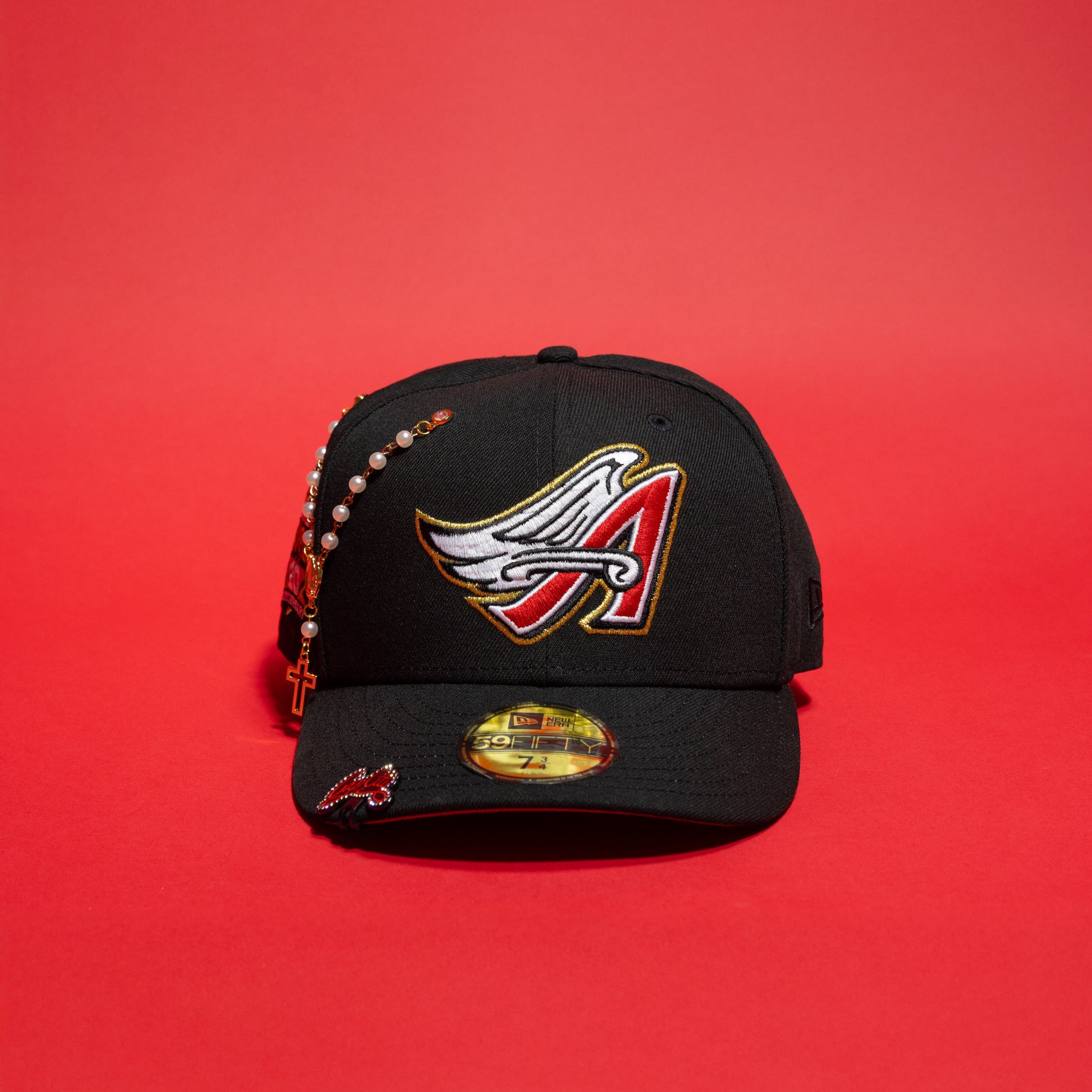 NEW ERA 59FIFTY BLACK ANAHEIM ANGELS W/ 2002 WORLD CHAMPIONS SIDE PATCH