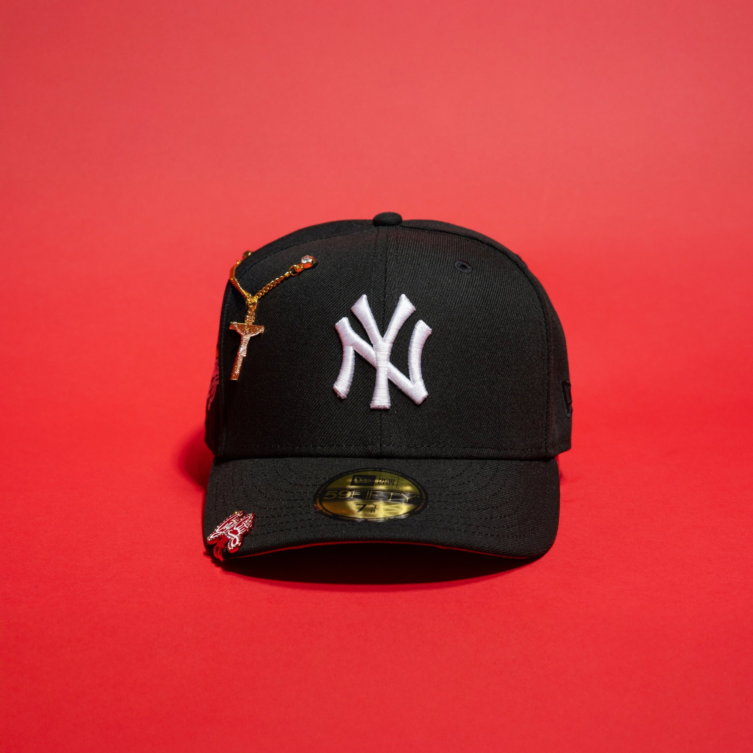 NEW ERA EXCLUSIVE 59FIFTY BLACK NEW YORK YANKEES W/ 1999 WORLD SERIES SIDE PATCH