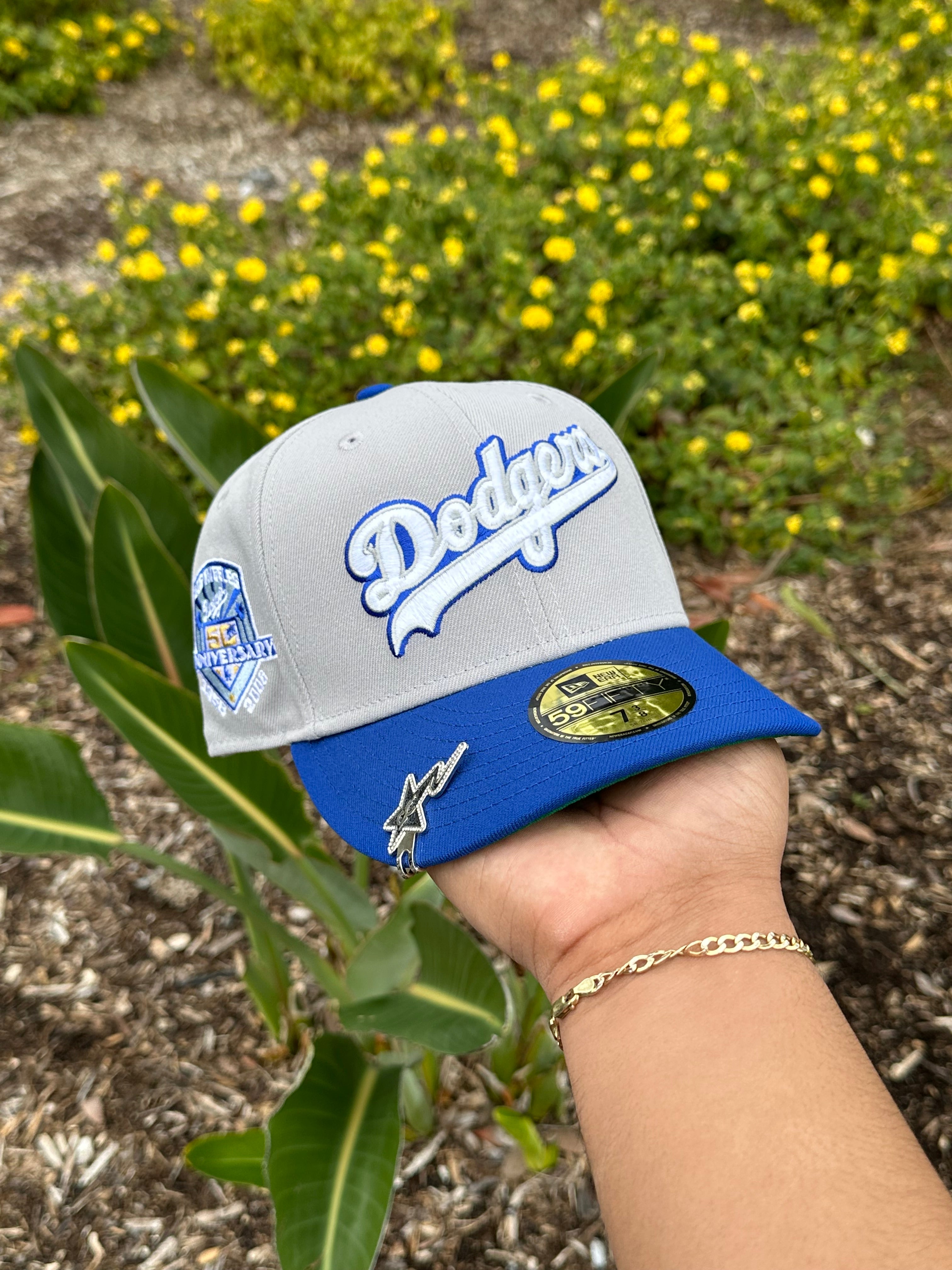 NEW ERA EXCLUSIVE 59FIFTY STONE GRAY/BLUE LOS ANGELES DODGERS SCRIPT W/ 50TH ANNIVERSARY SIDE PATCH