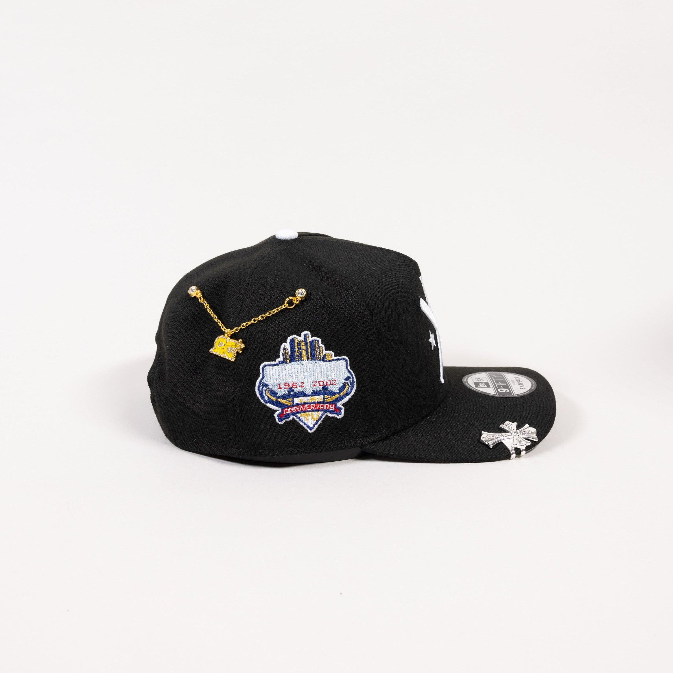 NEW ERA EXCLUSIVE 9FIFTY A-FRAME BLACK LOS ANGELES DODGERS SNAPBACK W/ 40TH ANNVIERSARY SIDE PATCH