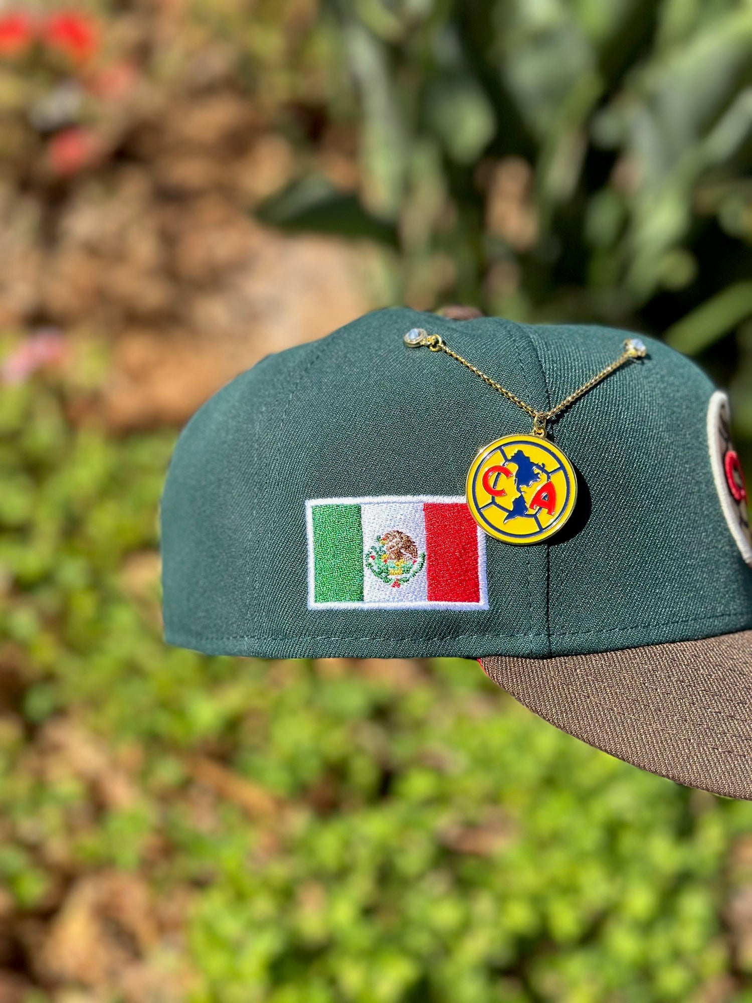 NEW ERA EXCLUSIVE 59FIFTY EMERALD GREEN/WALNUT"CLUB AMERICA" W/ MEXICO FLAG SIDE PATCH