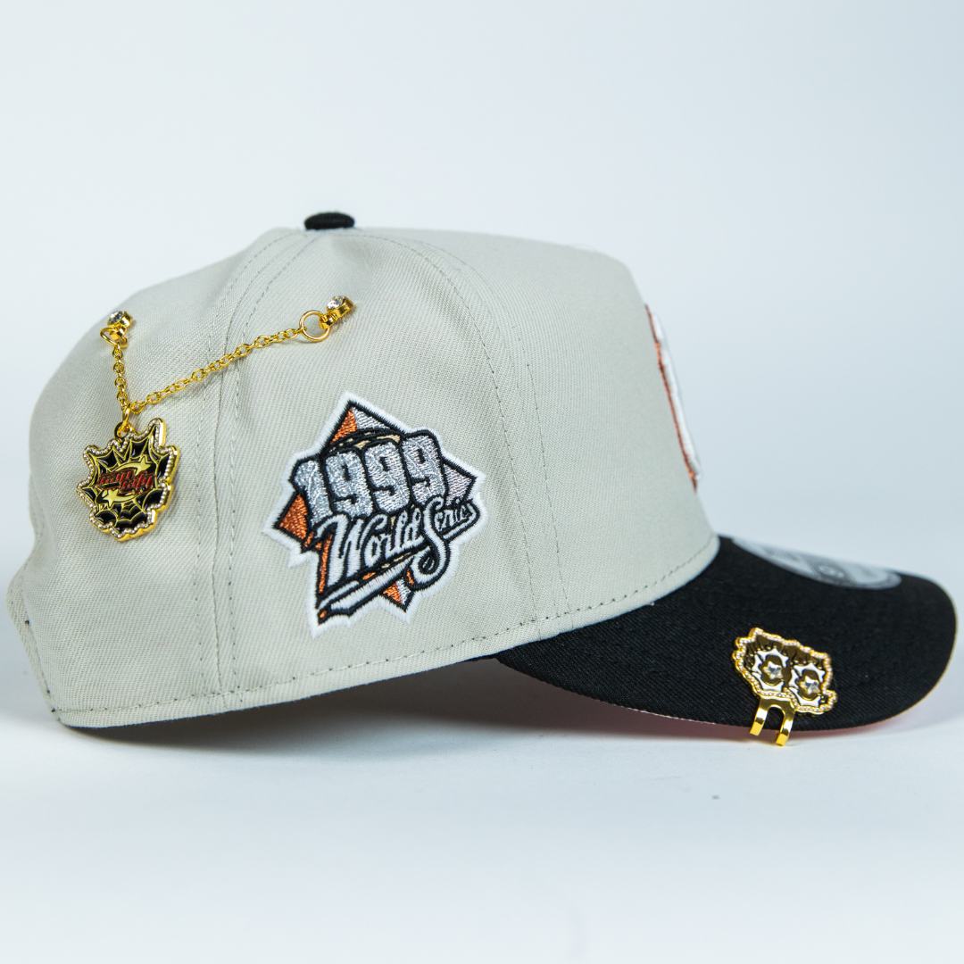 NEW ERA 9FIFTY A-FRAME LIGHT GREY NEW YORK YANKEES SNAPBACK W/ 1999 WORLD SERIES WORLD SERIES SIDE PATCH