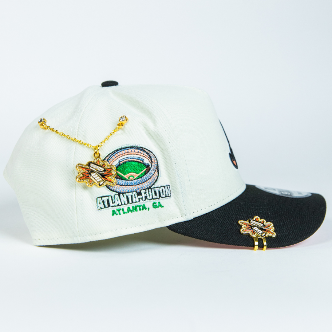 NEW ERA 9FIFTY A-FRAME CHROME/ BLACK ATLANTA BRAVES SNAPBACK W/ ATLANTA FULTON SIDE PATCH