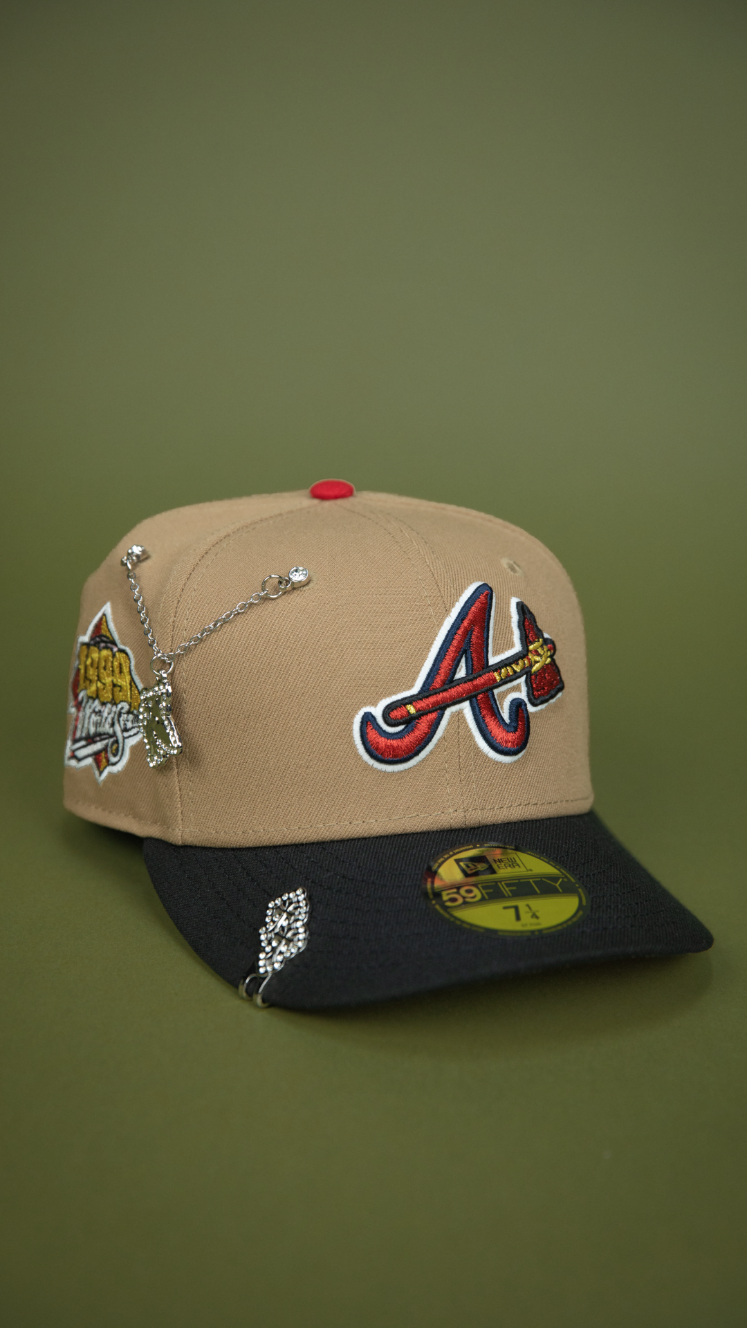 NEW ERA EXCLUSIVE 59FIFTY CAMEL BROWN ATLANTA BRAVES W/ 1999 WORLD SERIES SIDE PATCH