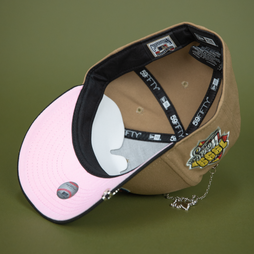 NEW ERA EXCLUSIVE 59FIFTY CAMEL BROWN ATLANTA BRAVES W/ 1999 WORLD SERIES SIDE PATCH