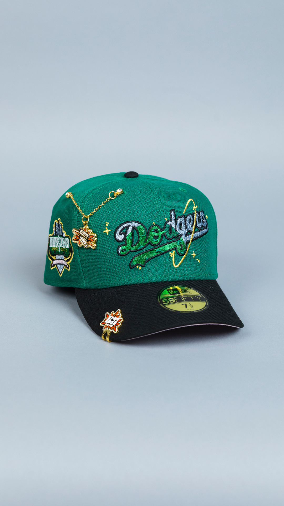 NEW ERA EXCLUSIVE 59FIFTY EMERALD GREEN/ BLACK LOS ANGELES DODGERS GALAXY SCRIPT W/ 40TH ANNIVERSARY SIDE PATCH
