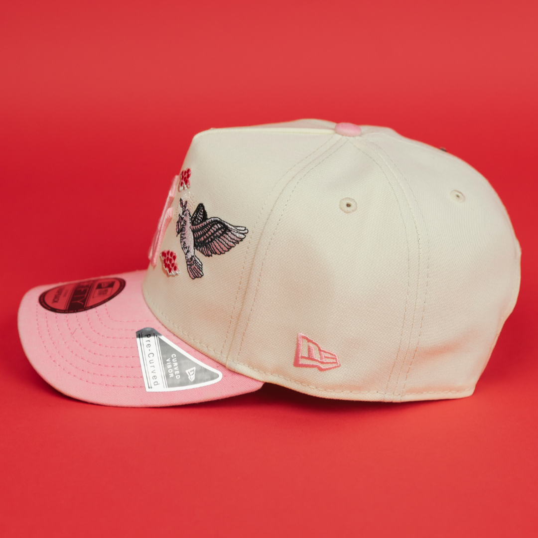 NEW ERA EXCLUSIVE 9FIFTY A-FRAME CHROME/ PINK NEW YORK YANKEES "HEAVENLY CITY" W/ 1996 WORLD SERIES SIDE PATCH *FREE BLIP INCLUDED