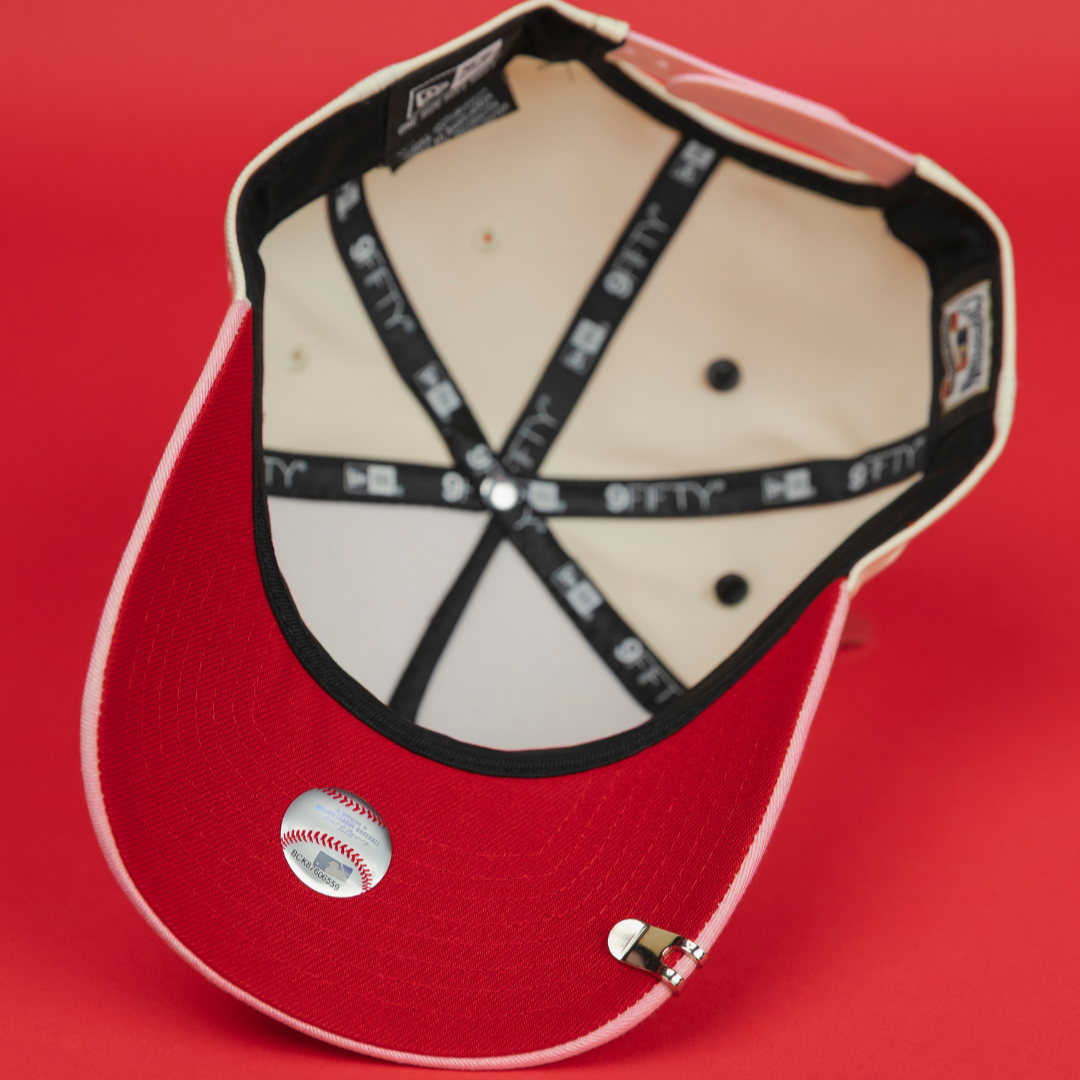 NEW ERA EXCLUSIVE 9FIFTY A-FRAME CHROME/ PINK NEW YORK YANKEES "HEAVENLY CITY" W/ 1996 WORLD SERIES SIDE PATCH *FREE BLIP INCLUDED