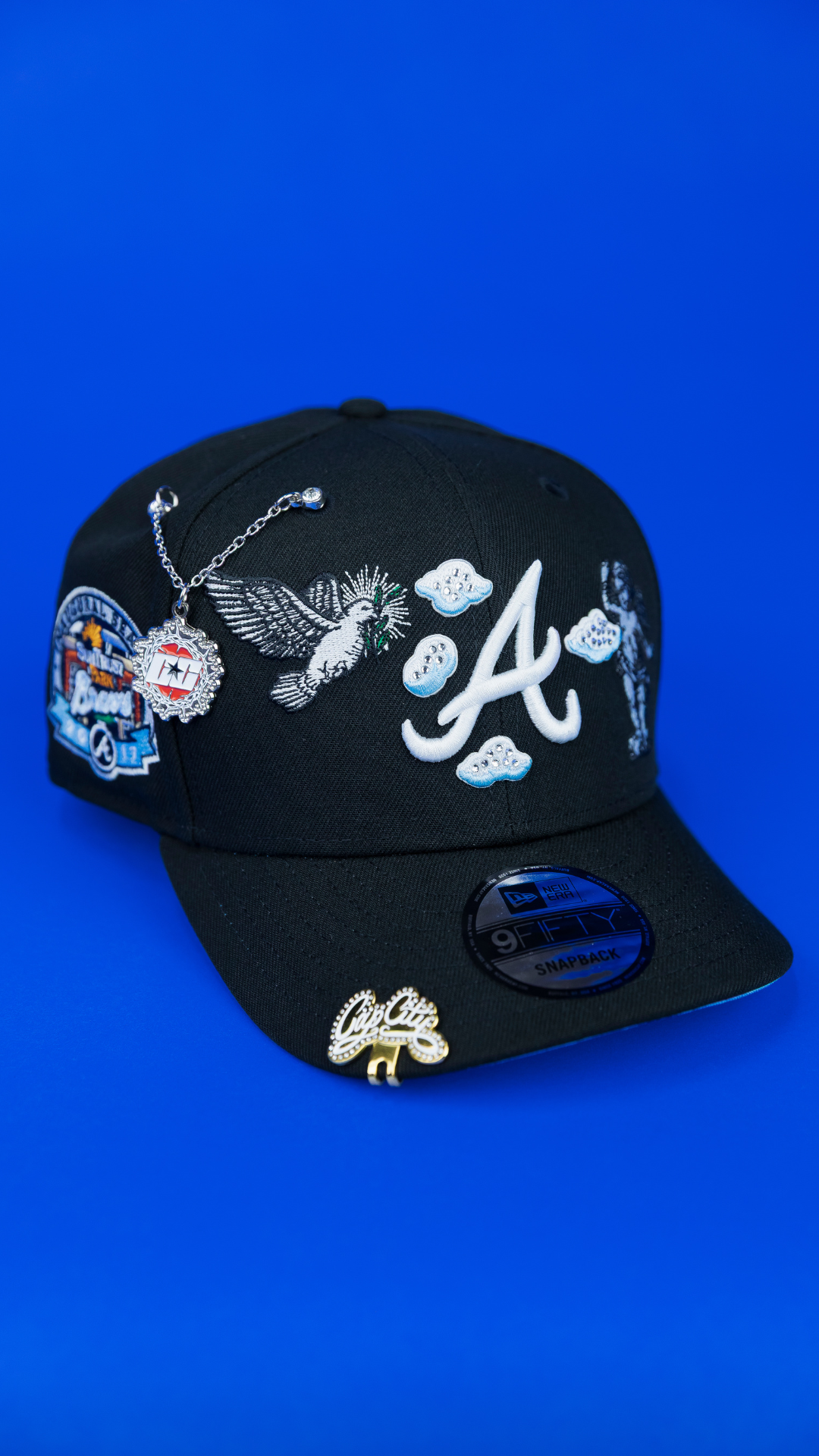 NEW ERA EXCLUSIVE 9FIFTY BLACK ATLANTA BRAVES "HEAVENLY CITY" SNAPBACK W/ 2017 INAUGURAL SESON SIDE PATCH *FREE BLIP INCLUDED