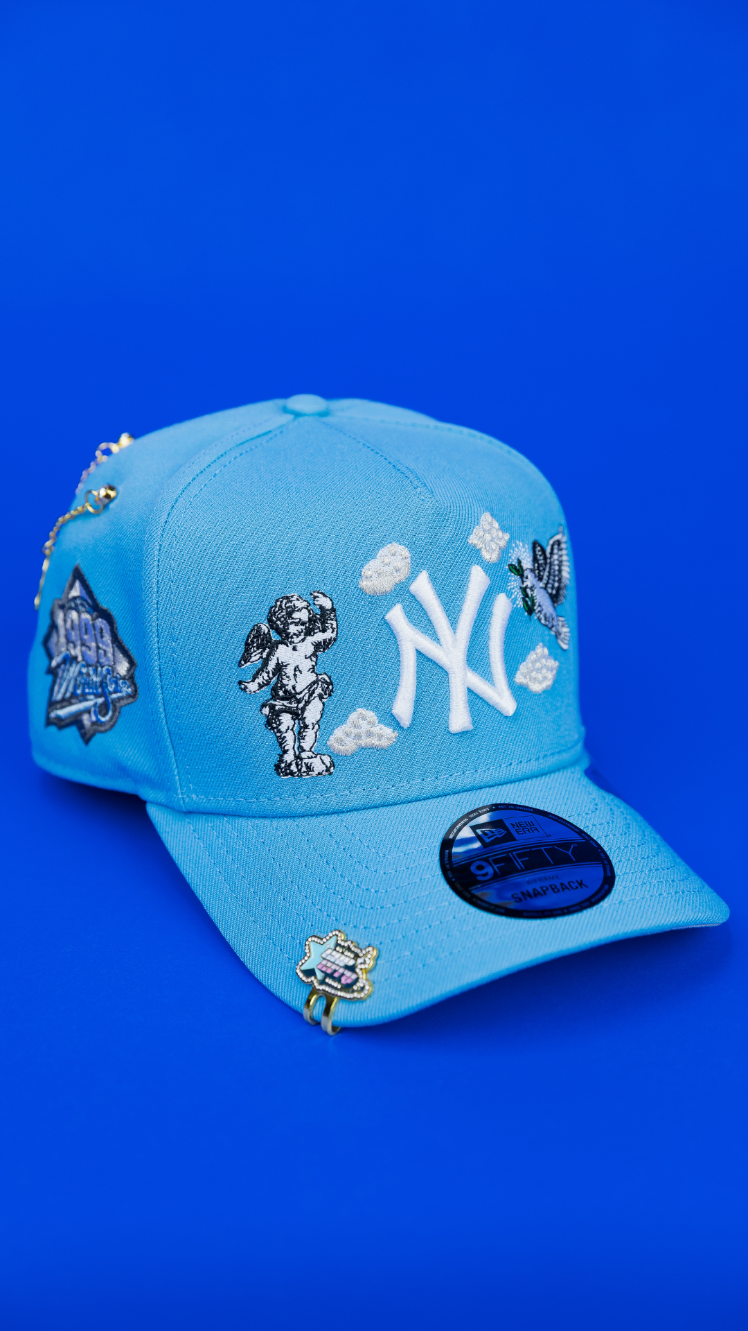 NEW ERA EXCLUSIVE 9FIFTY A-FRAME SKY BLUE NEW YORK YANKEES "HEAVENLY CITY" W/ 1999 WORLD SERIES SIDE PATCH *FREE BLIP INCLUDED