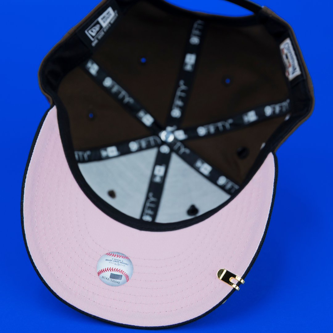 NEW ERA EXCLUSIVE 9FIFTY BROWN/ BLACK NEW YORK YANKEES "HEAVENLY CITY" SNAPBACK W/ 1999 WORLD SERIES SIDE PATCH *FREE BLIP INCLUDED