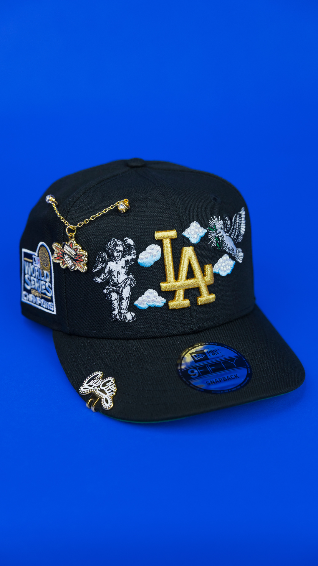 NEW ERA EXCLUSIVE 9FIFTY BLACK LOS ANGELES DODGERS "HEAVENLY CITY" SNAPBACK W/ WORLD SERIES CHAMPIONS SIDE PATCH *FREE BLIP INCLUDED
