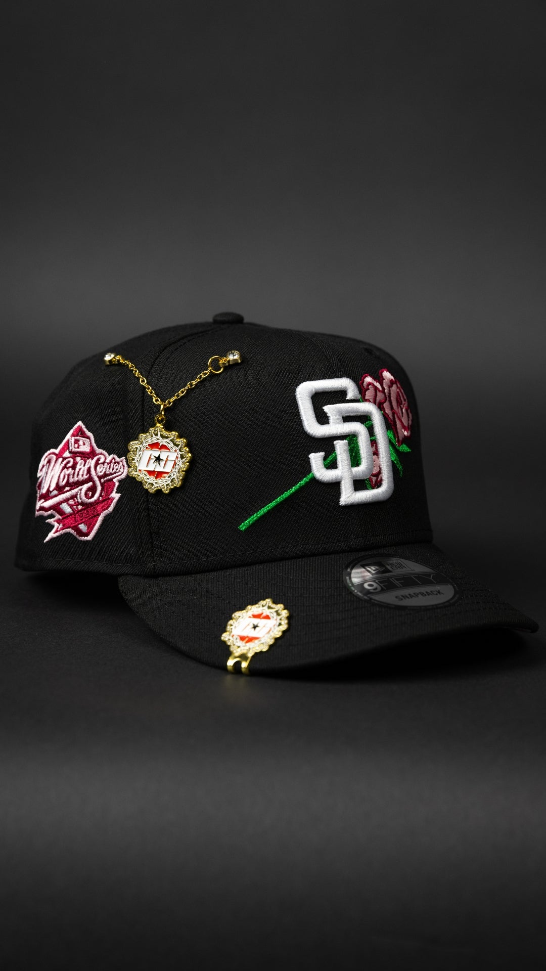 NEW ERA EXCLUSIVE 9FIFTY BLACK SAN DIEGO PADRES SNAPBACK W/ PINK ROSE + WORLD SERIES SIDE PATCH