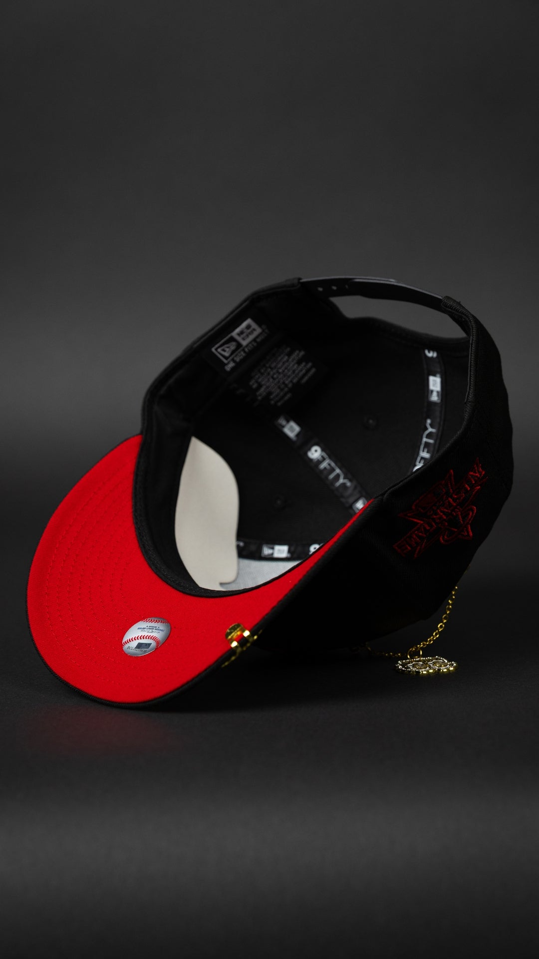NEW ERA EXCLUSIVE 9FIFTY BLACKED OUT ANAHEIM ANGELS SNAPBACK W/ 2010 ALL STAR GAME SIDE PATCH