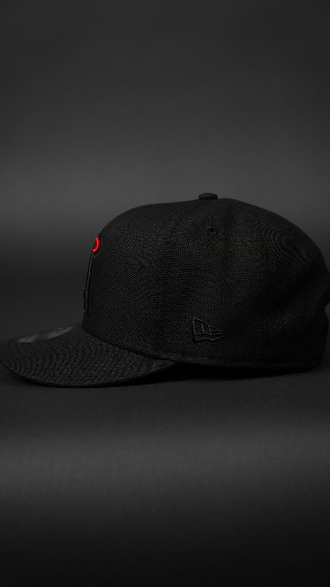 NEW ERA EXCLUSIVE 9FIFTY BLACKED OUT ANAHEIM ANGELS SNAPBACK W/ 2010 ALL STAR GAME SIDE PATCH