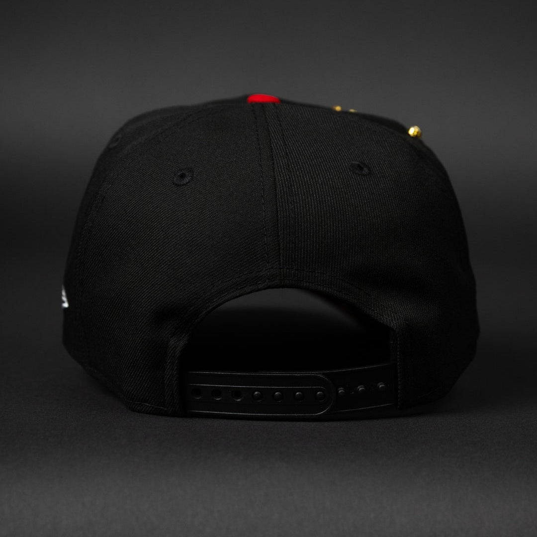 NEW ERA EXCLUSIVE 9FIFTY BLACK/ FOREST GREEN NEW YORK YANKEES SNAPBACK W/ RED ROSE + 1999 WORLD SERIES SIDE PATCH