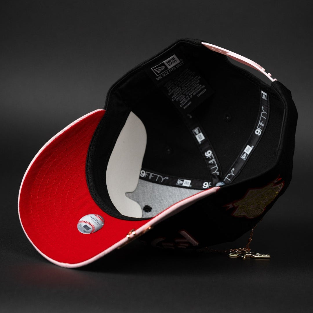 NEW ERA EXCLUSIVE 9FIFTY BLACK/ PINK LOS ANGELES DODGERS SNAPBACK W/ JAPANESE SCRIPT + WORLD SERIES CHAMPIONS SIDE PATCH