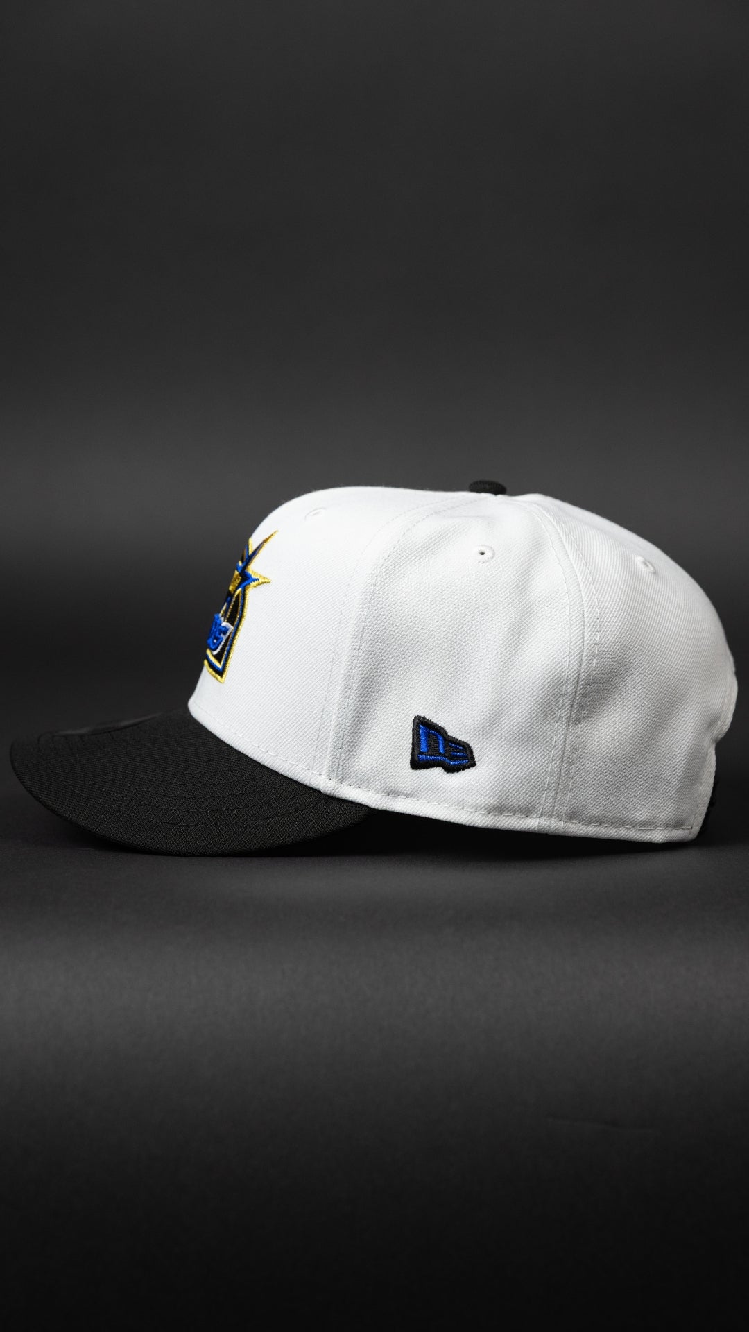 NEW ERA EXCLUSIVE 9FIFTY PEARL WHITE HOUSTON ASTROS SNAPBACK W/ 35TH ANNIVERSARY SIDE PATCH