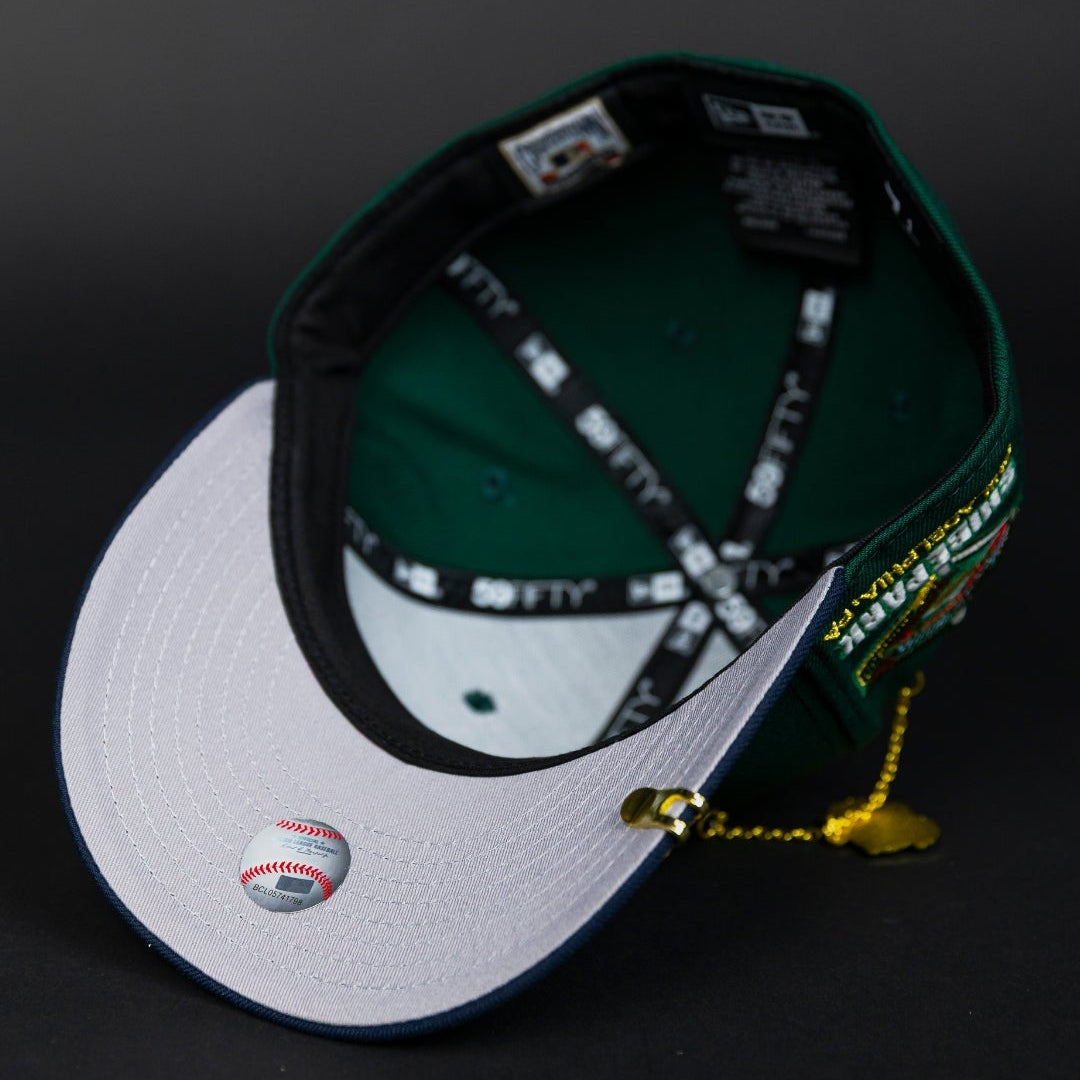 NEW ERA EXCLUSIVE 59FIFTY FOREST GREEN/ NAVY PHILADELPHIA PHILLIES W/ STADIUM SIDE PATCH