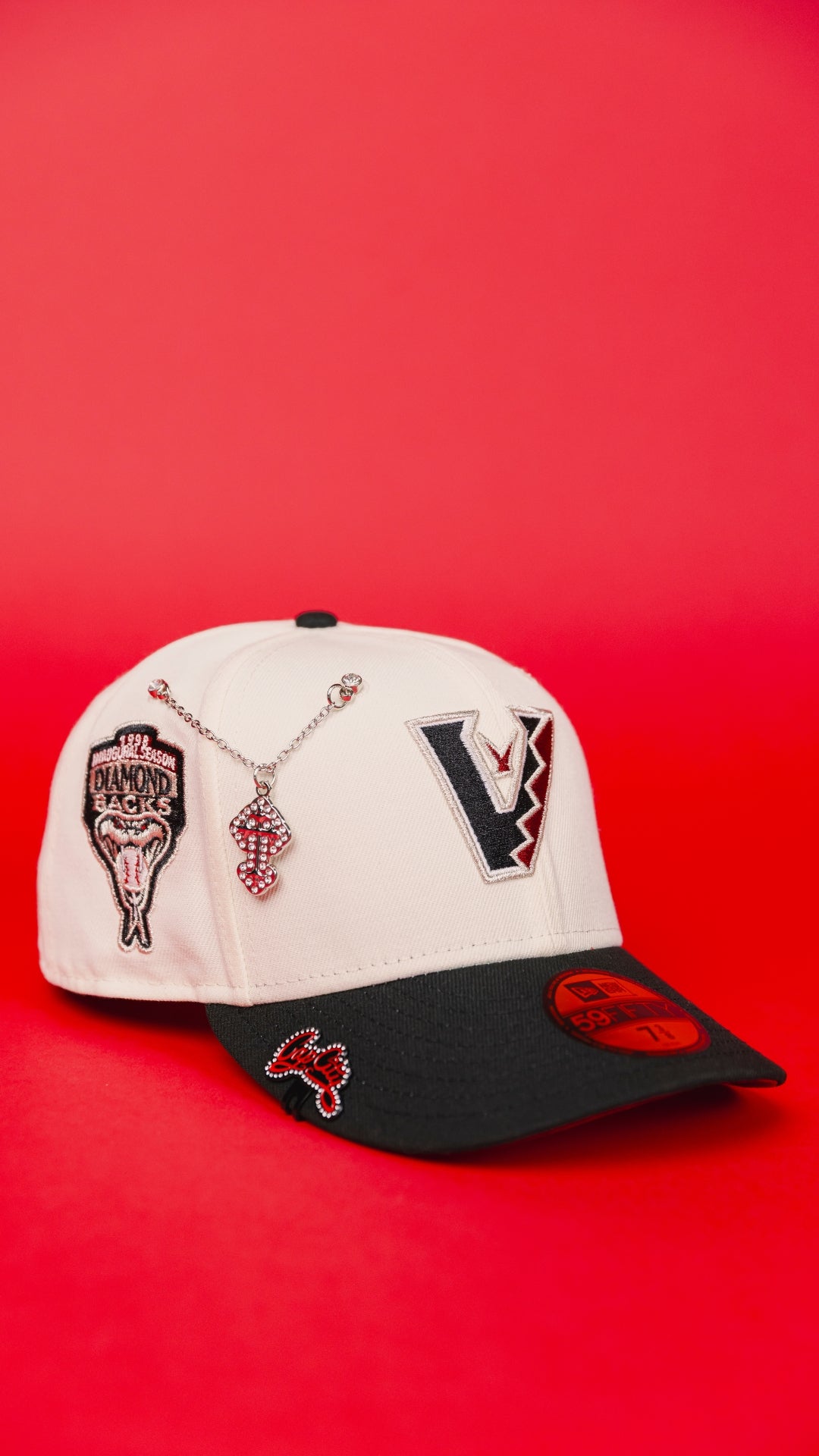 NEW ERA EXCLUSIVE 59FIFTY CHROME/ BLACK UPSIDE DOWN ARIZONA DIAMONDBACKS W/ 1998 INAUGURAL SEASON SIDE PATCH