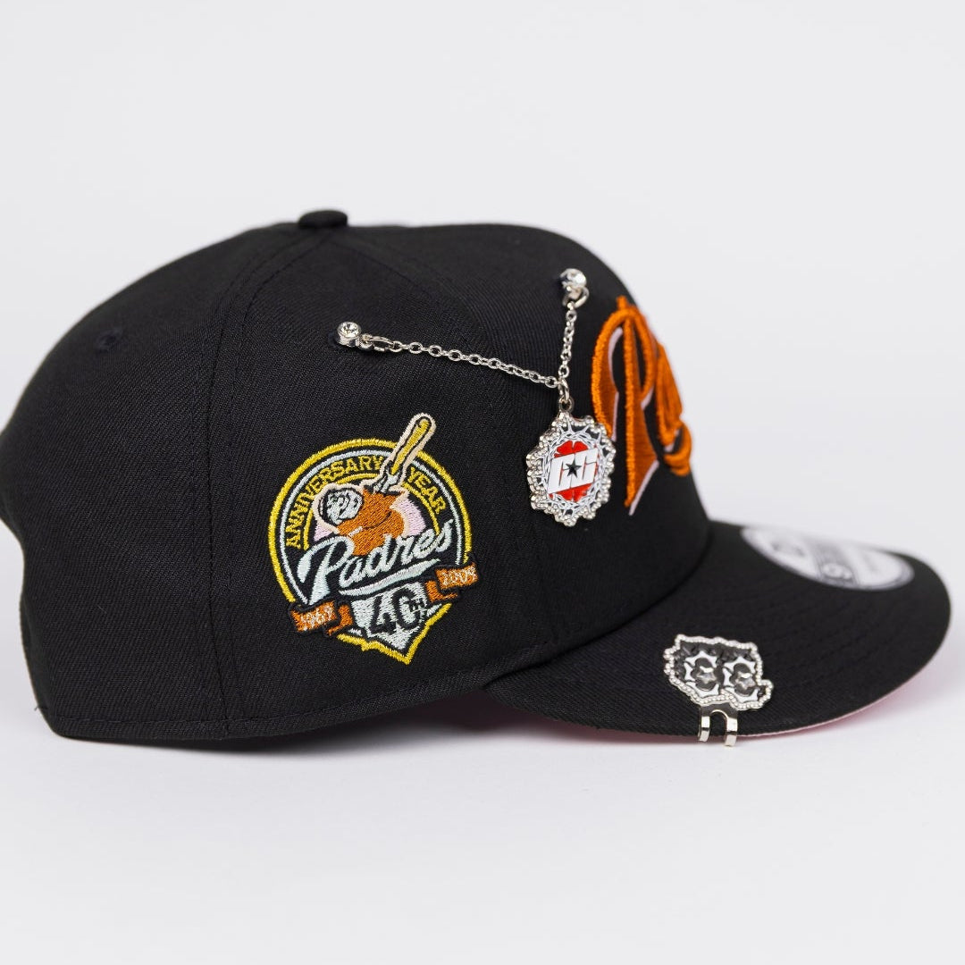 NEW ERA EXCLUSIVE 9FIFTY BLACK SAN DIEGO PADRES SCRIPT SNAPBACK W/ 40TH ANNIVERSARY SIDE PATCH