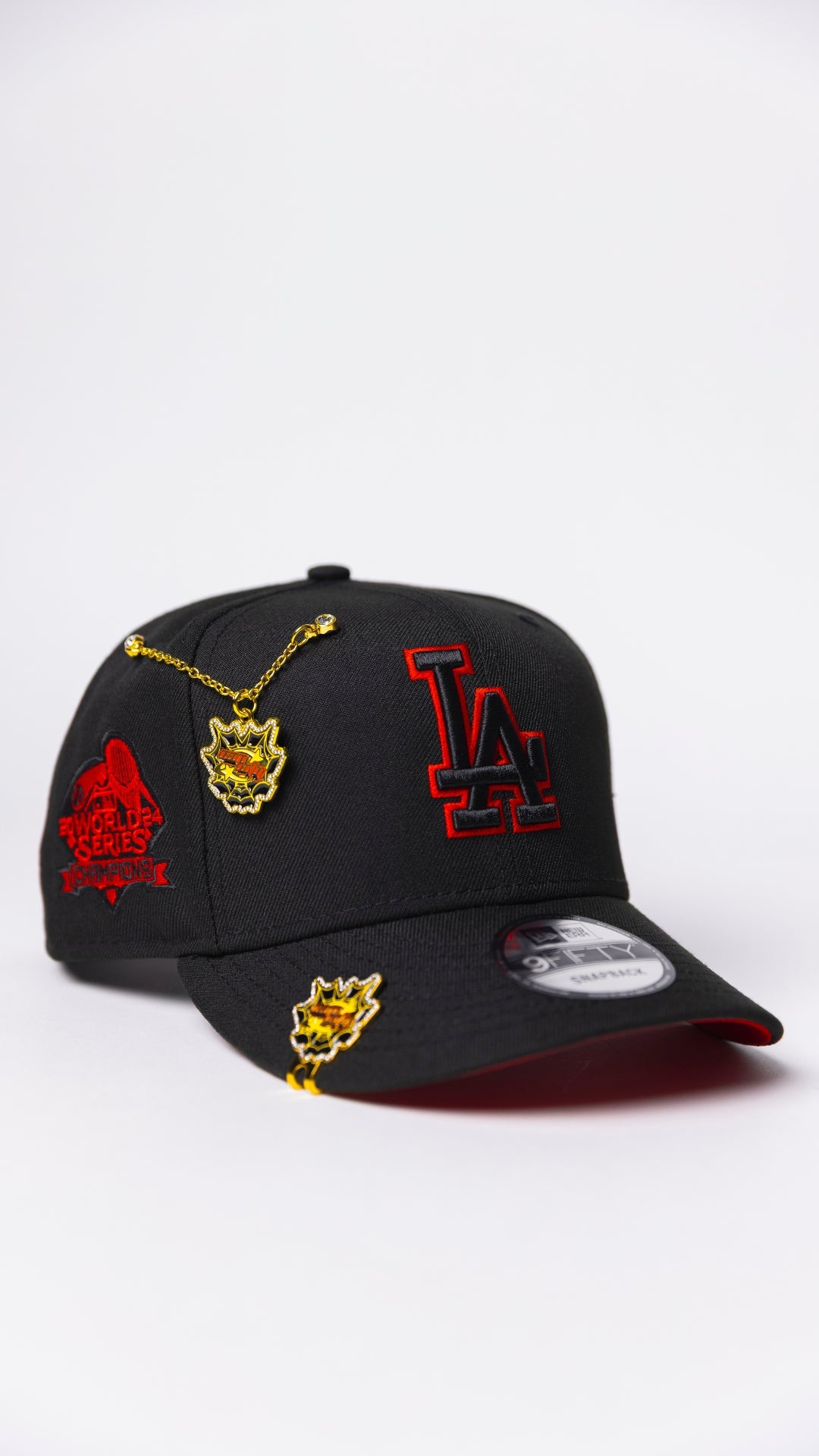 NEW ERA EXCLUSIVE 9FIFTY BLACKED OUT LOS ANGELES DODGERS SNAPBACK W/ WORLD SERIES CHAMPIONS SIDE PATCH