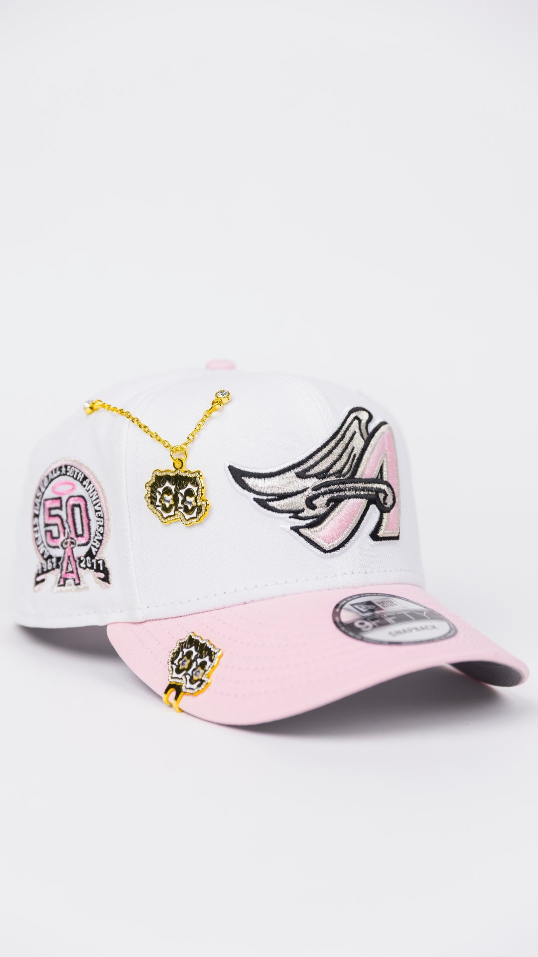 NEW ERA EXCLUSIVE 9FIFTY PEARL WHITE/ PINK ANAHEIM ANGELS SNAPBACK W/ 50TH ANNIVERSARY SIDE PATCH
