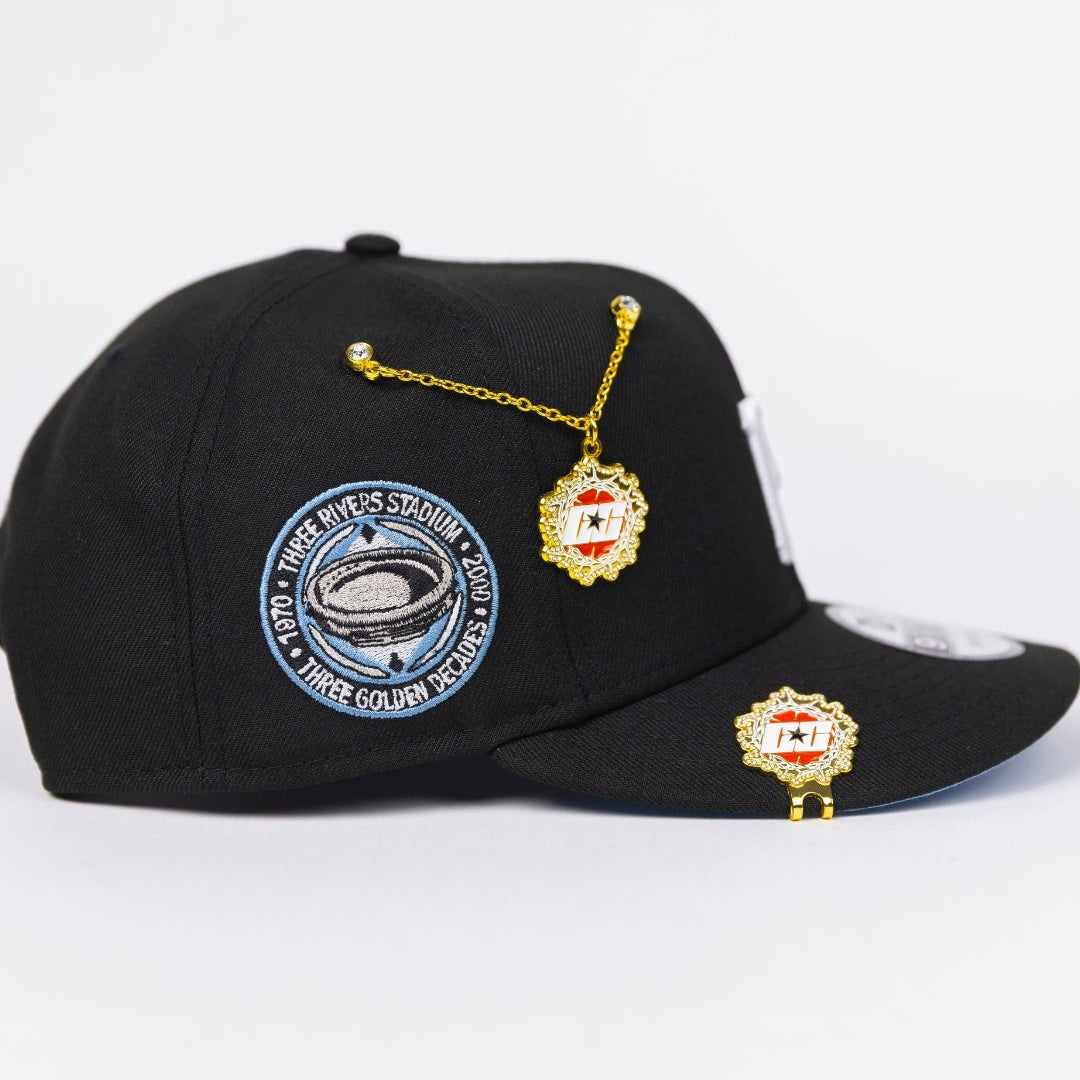 NEW ERA EXCLUSIVE 9FIFTY BLACK PITTSBURGH PIRATES SNAPBACK W/ SNOWFLAKES + THREE RIVERS STADIUM SIDE PATCH