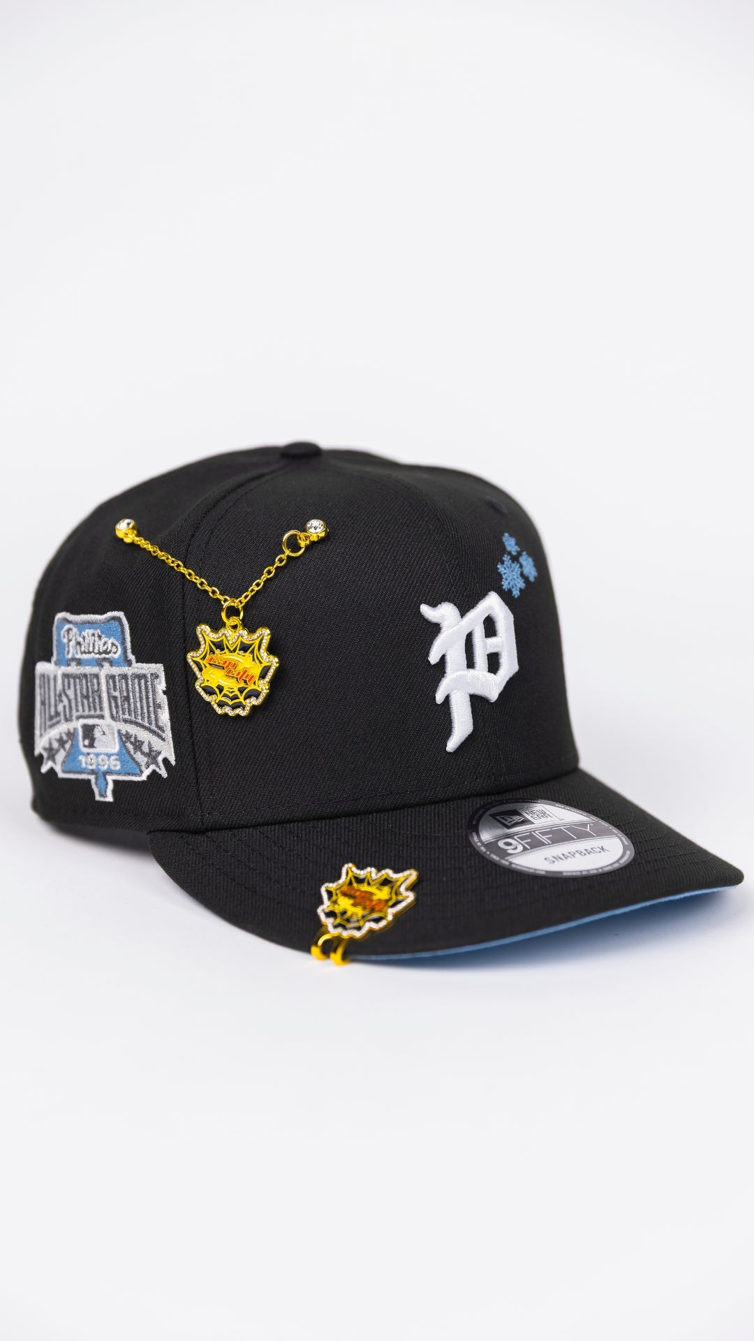 NEW ERA EXCLUSIVE 9FIFTY BLACK PHILADELPHIA PHILLIES SNAPBACK W/ SNOWFLAKES + ALL STAR GAMESIDE PATCH
