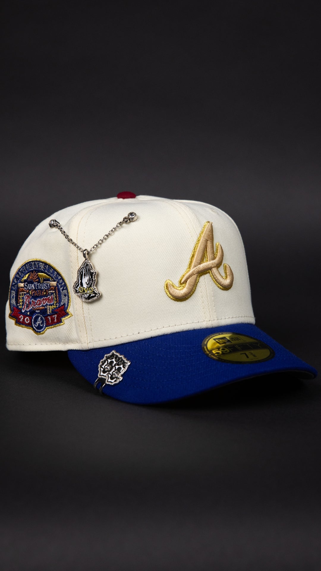 NEW ERA EXCLUSIVE 59FIFTY CHROME/ BLUE ATLANTA BRAVES W/ 2017 INAUGURAL SEASON SIDE PATCH