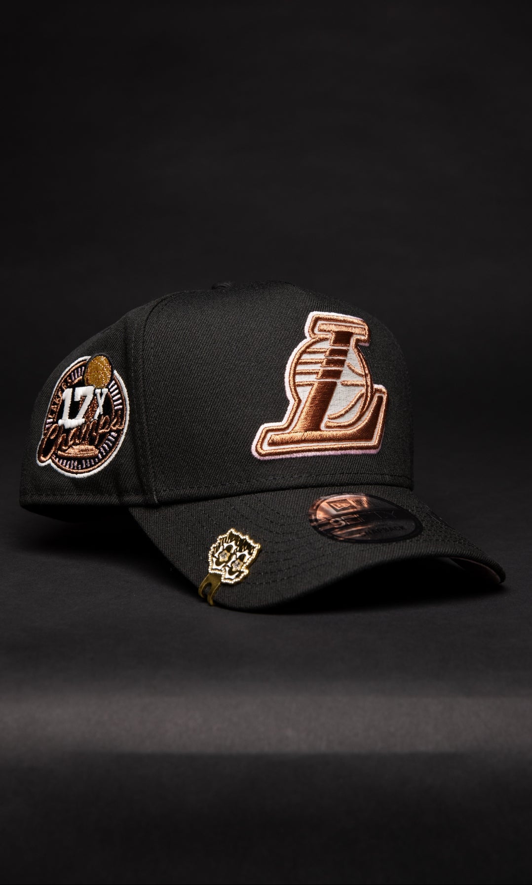 NEW ERA 9FIFTY A-FRAME BLACK LOS ANGELES LAKERS SNAPBACK W/ 17X CHAMPS SIDE PATCH