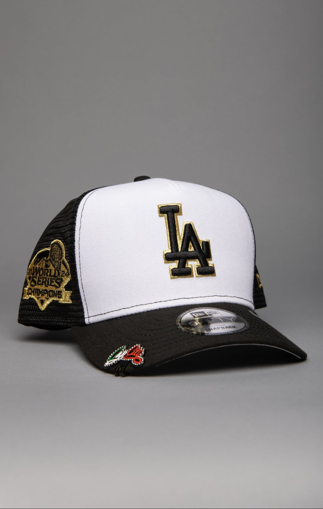 NEW ERA 9FIFTY A-FRAME PEARL WHITE LOS ANGELES DODGERS MESHBACK W/ WORLD SERIES CHAMPIONS SIDE PATCH