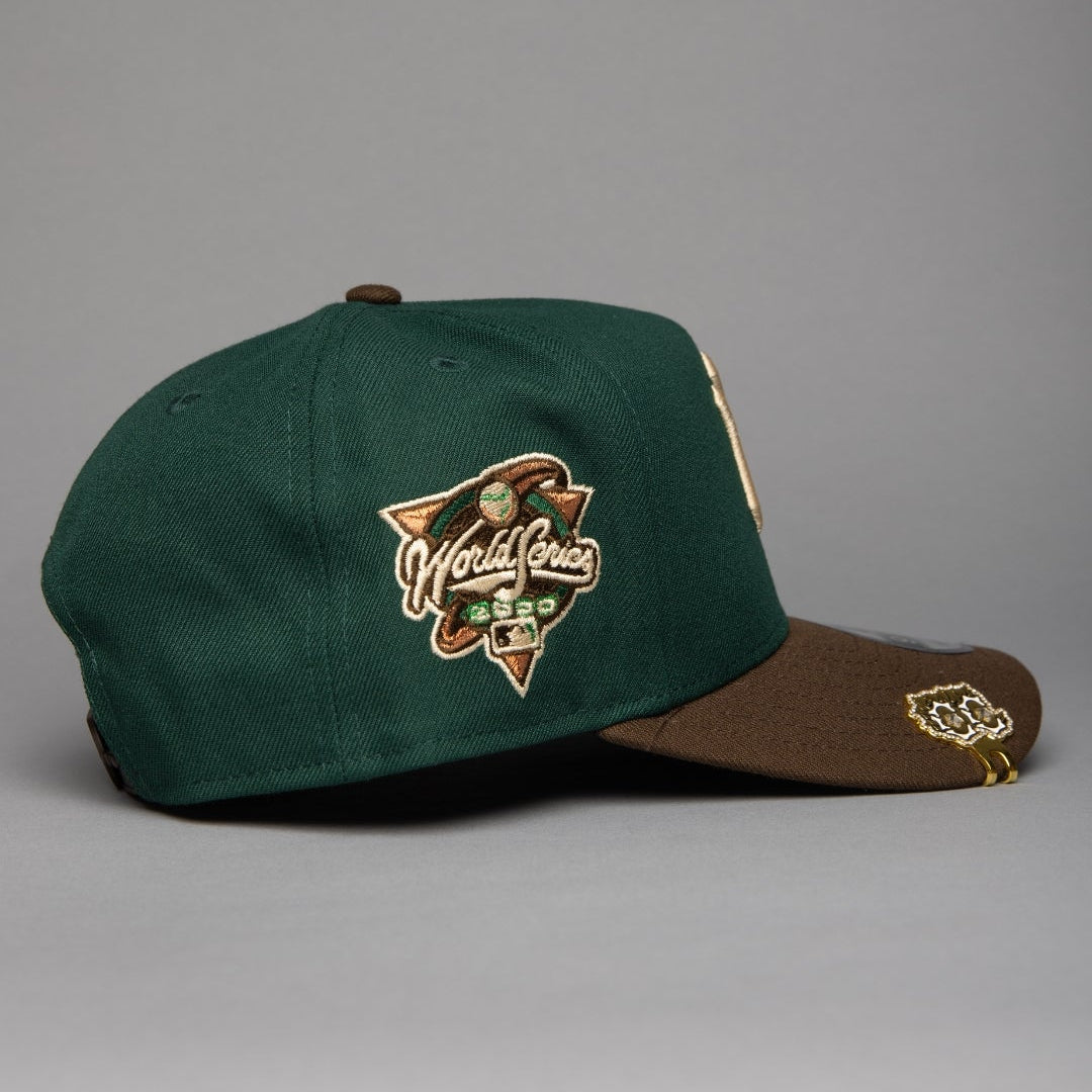 NEW ERA 9FIFTY A-FRAME FOREST GREEN/BROWN NEW YORK YANKEES W/ ROSES + 2000 WORLD SERIES SIDE PATCH