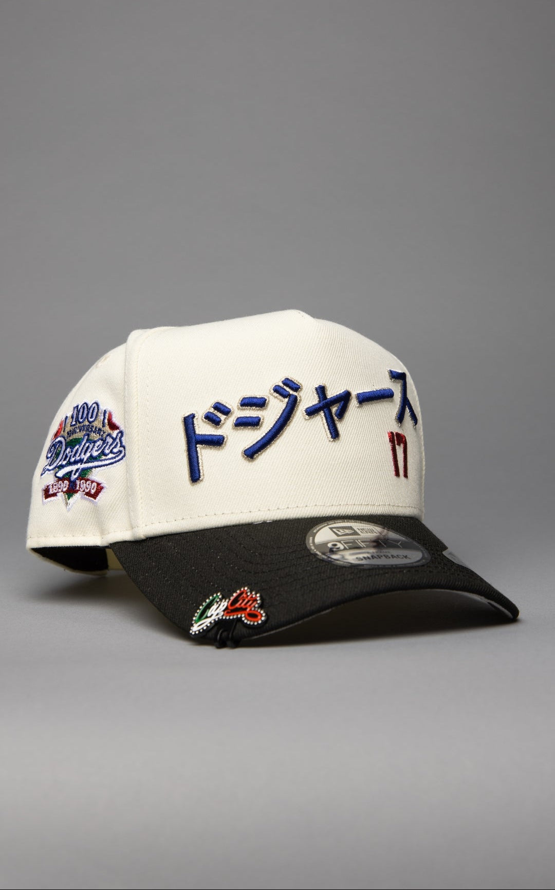 NEW ERA 9FIFTY A-FRAME CHROME/BLACK LOS ANGELES DODGERS JAPANESE SCRIPT W/ 100TH ANNIVERSARY SIDE PATCH