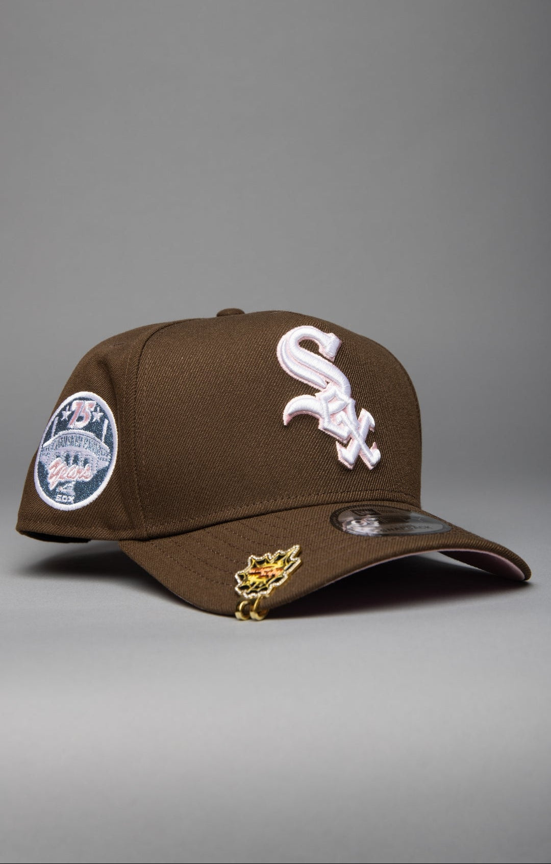 NEW ERA 9FIFTY A-FRAME BROWN CHICAGO WHITE SOX SNAPBACK W/ 75TH ANNIVERSARY SIDE PATCH