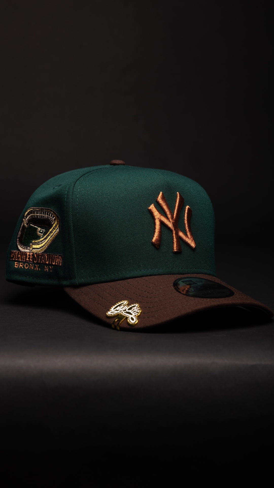 NEW ERA 9FIFTY A-FRAME FOREST GREEN/BROWN NEW YORK YANKEES W/ YANKEE STADIUM SIDE PATCH
