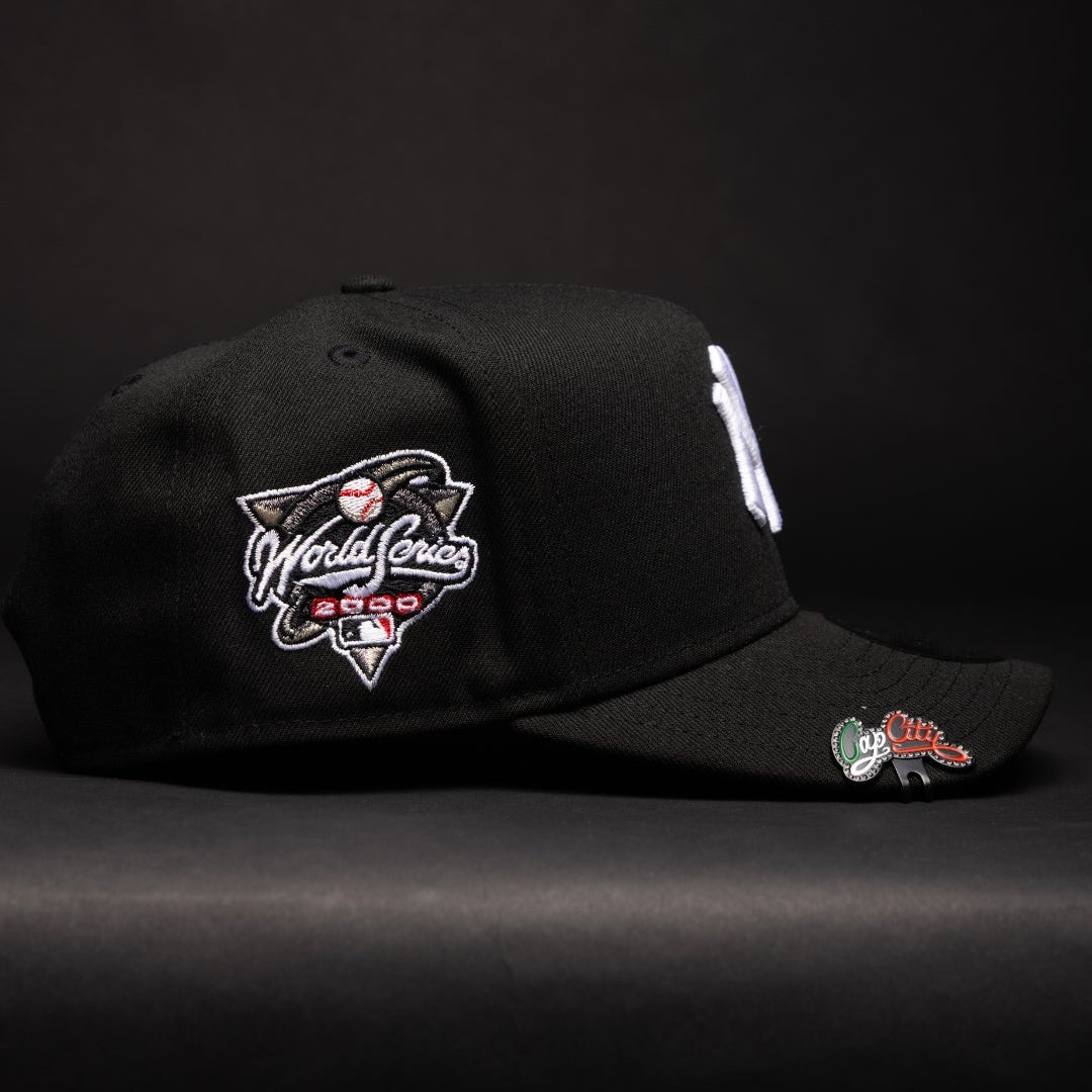 NEW ERA 9FIFTY A-FRAME BLACK NEW YORK YANKEES SNAPBACK W/ 2000 WORLD SERIES SIDE PATCH